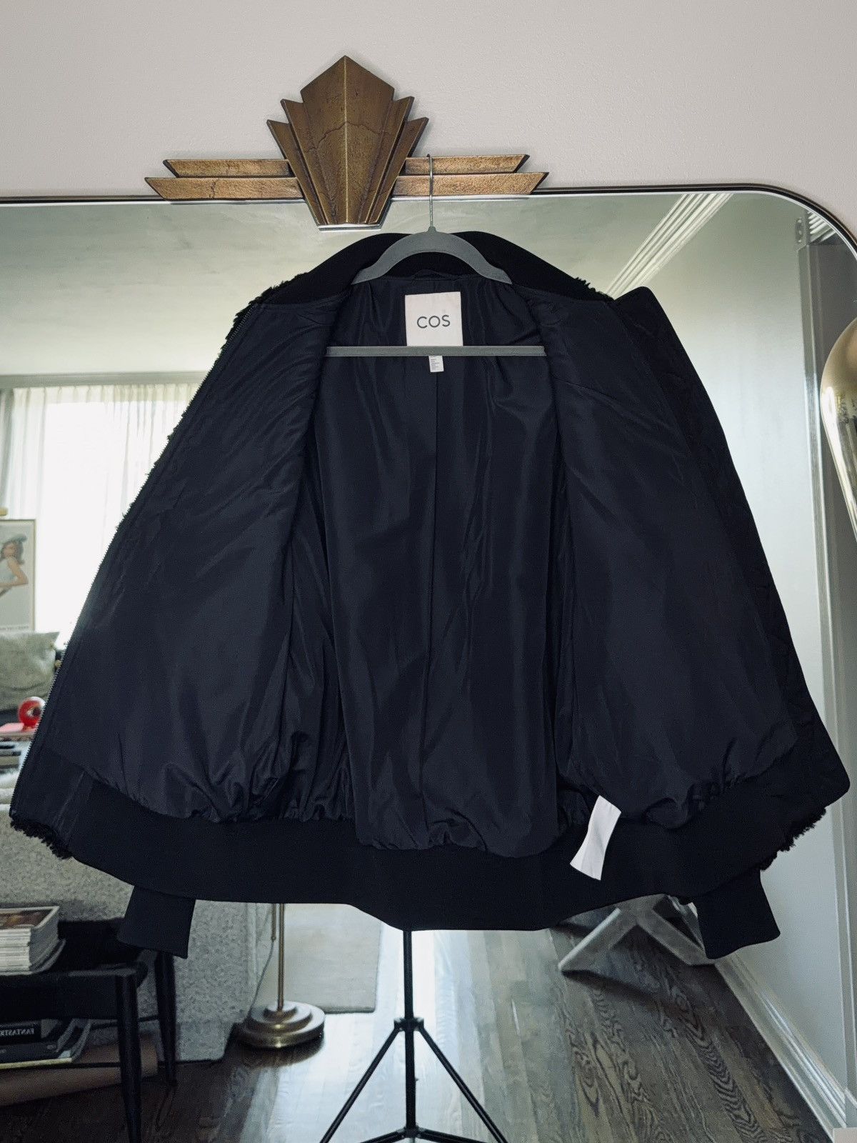 Cos COS Oversized Faux Shearling Bomber Size US XS / EU 42 / 0 - 2 Thumbnail