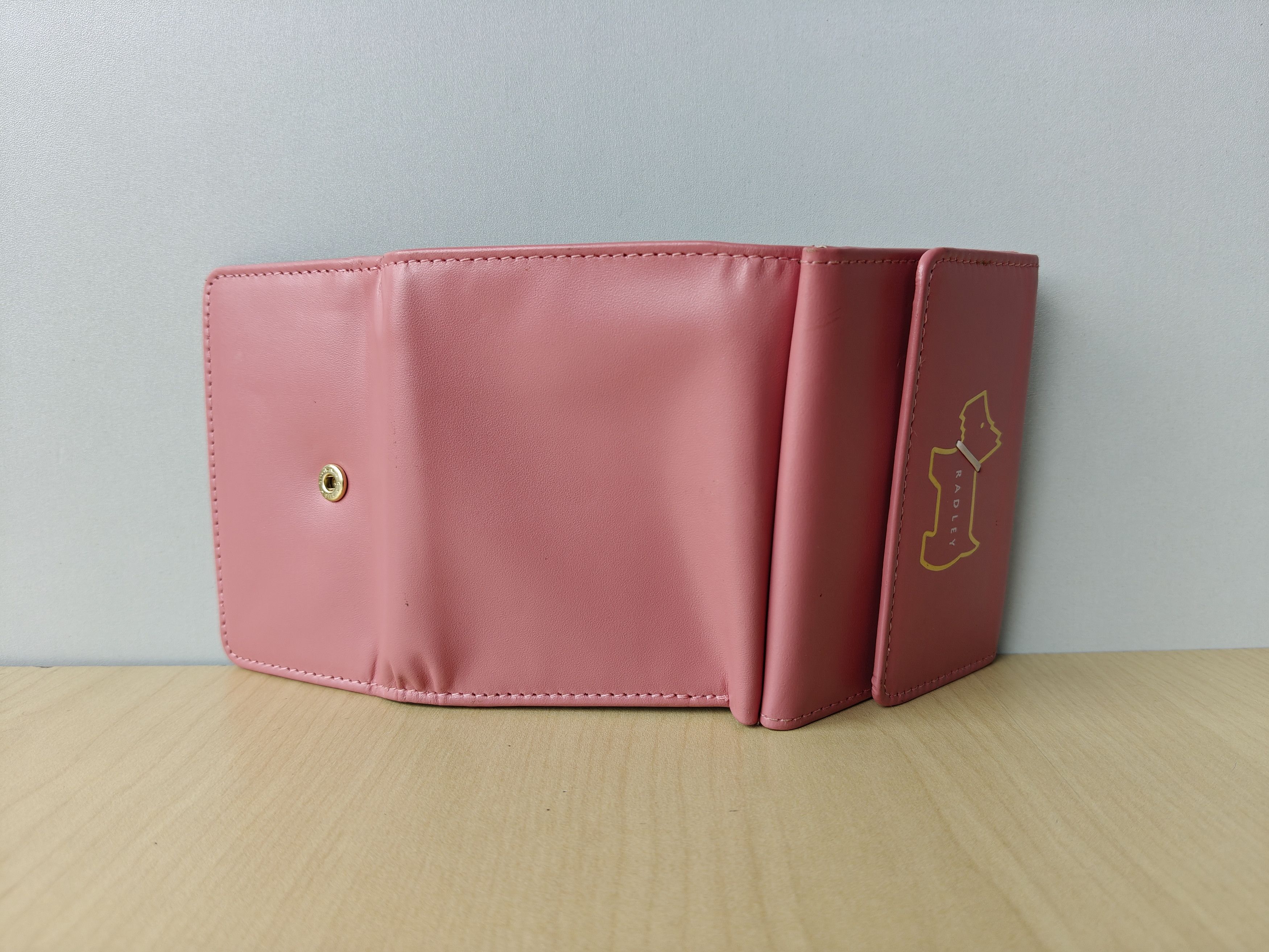Other Radley London Heritage logo wallet Free Shipping T/7021 Size ONE SIZE - 3 Thumbnail