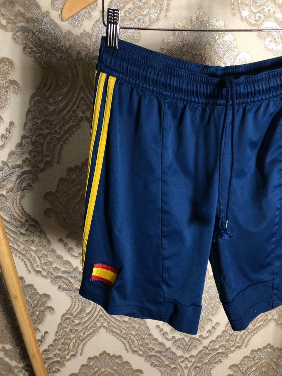 Adidas VINTAGE ADIDAS SPAIN SOCCER JERSRY MADRID BARCELONA RETRO Size US L / EU 52-54 / 3 - 2 Thumbnail