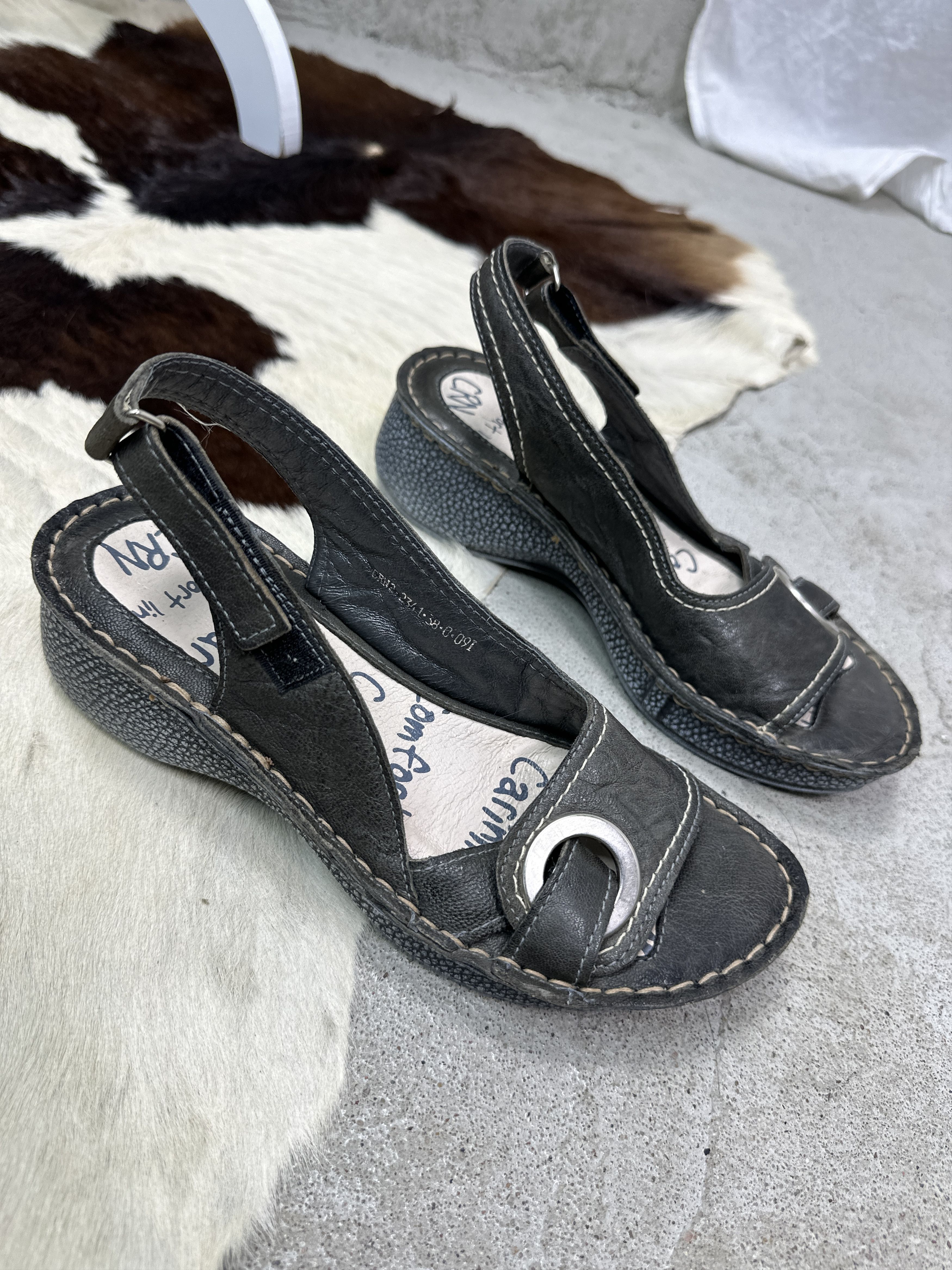 Vintage Vintage Avant Garde Grunge Leather Buckled Platform Y2K Size US 8 / IT 38 - 1 Thumbnail