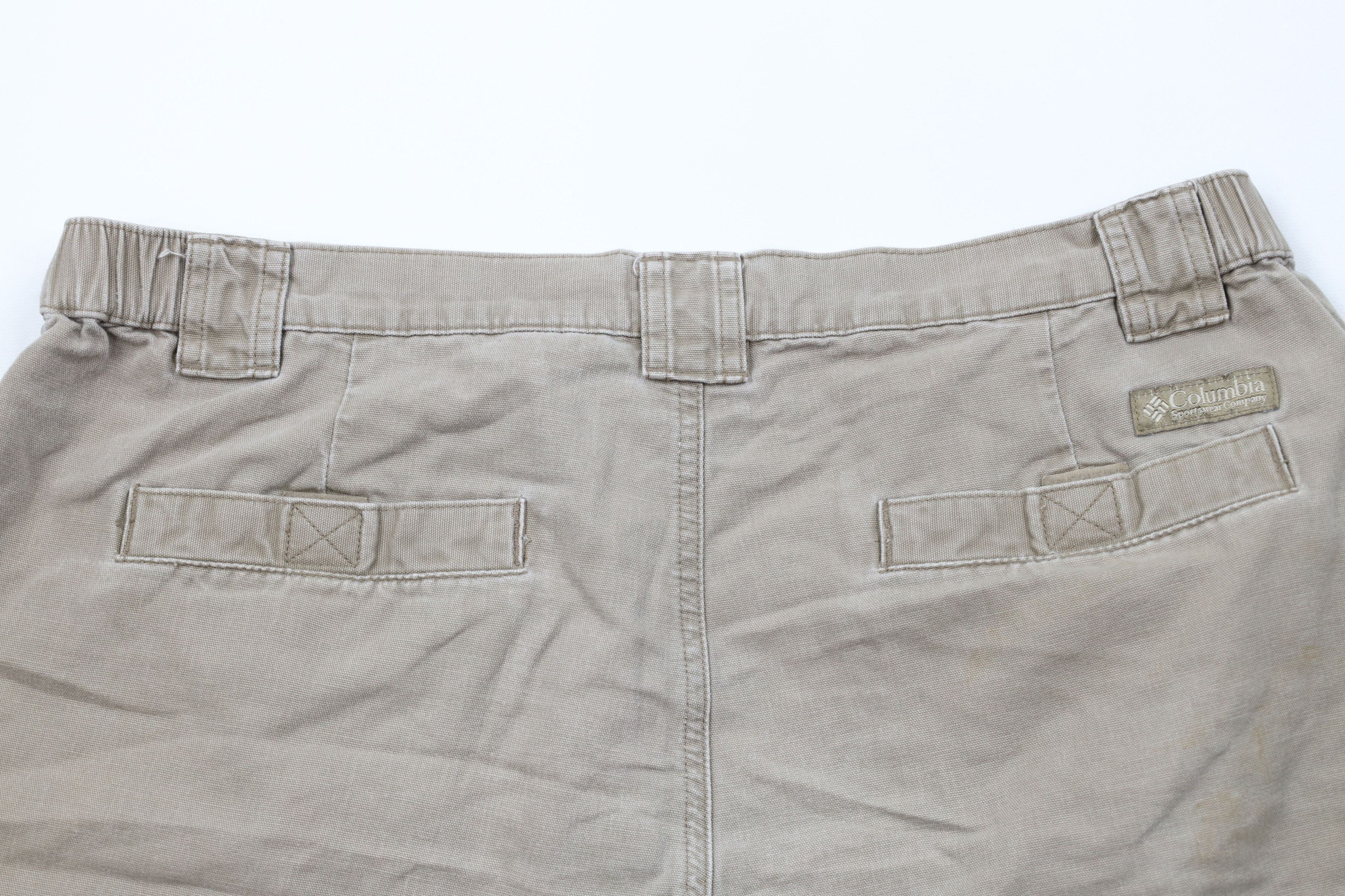 Columbia × Vintage Vintage Columbia Above Knee Cargo Shorts Beige Cotton Size US 36 / EU 52 - 10 Thumbnail