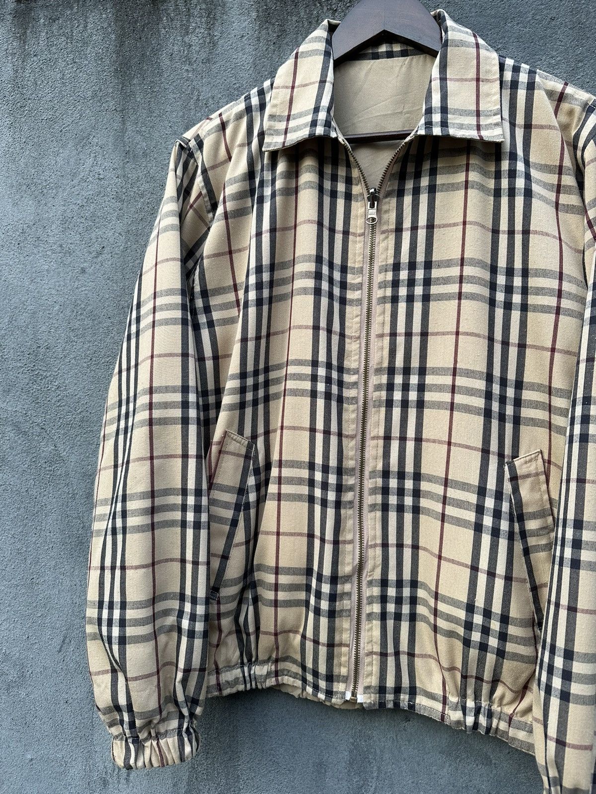 Burberry Vintage Burberry London Novacheck Reversible Bomber Jacket Size US M / EU 48-50 / 2 - 6 Thumbnail