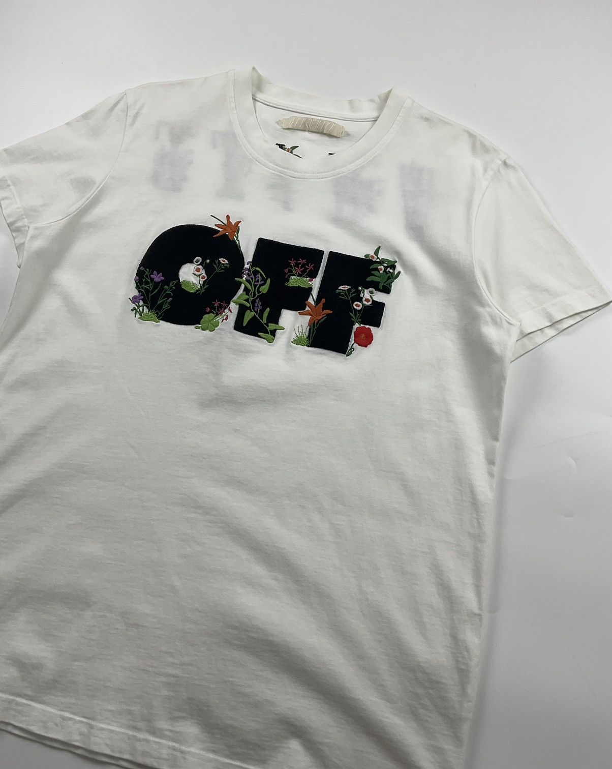 Off-White Off White Flower Embroidery Tee Size US S / EU 44-46 / 1 - 4 Thumbnail