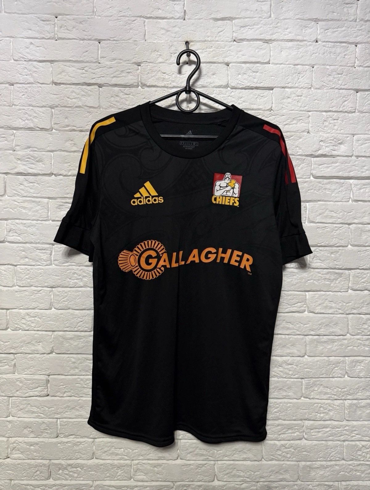 Adidas Adidas Waikato Chiefs 19/20 Jersey Socer Sz M Size US M / EU 48-50 / 2 - 1 Thumbnail