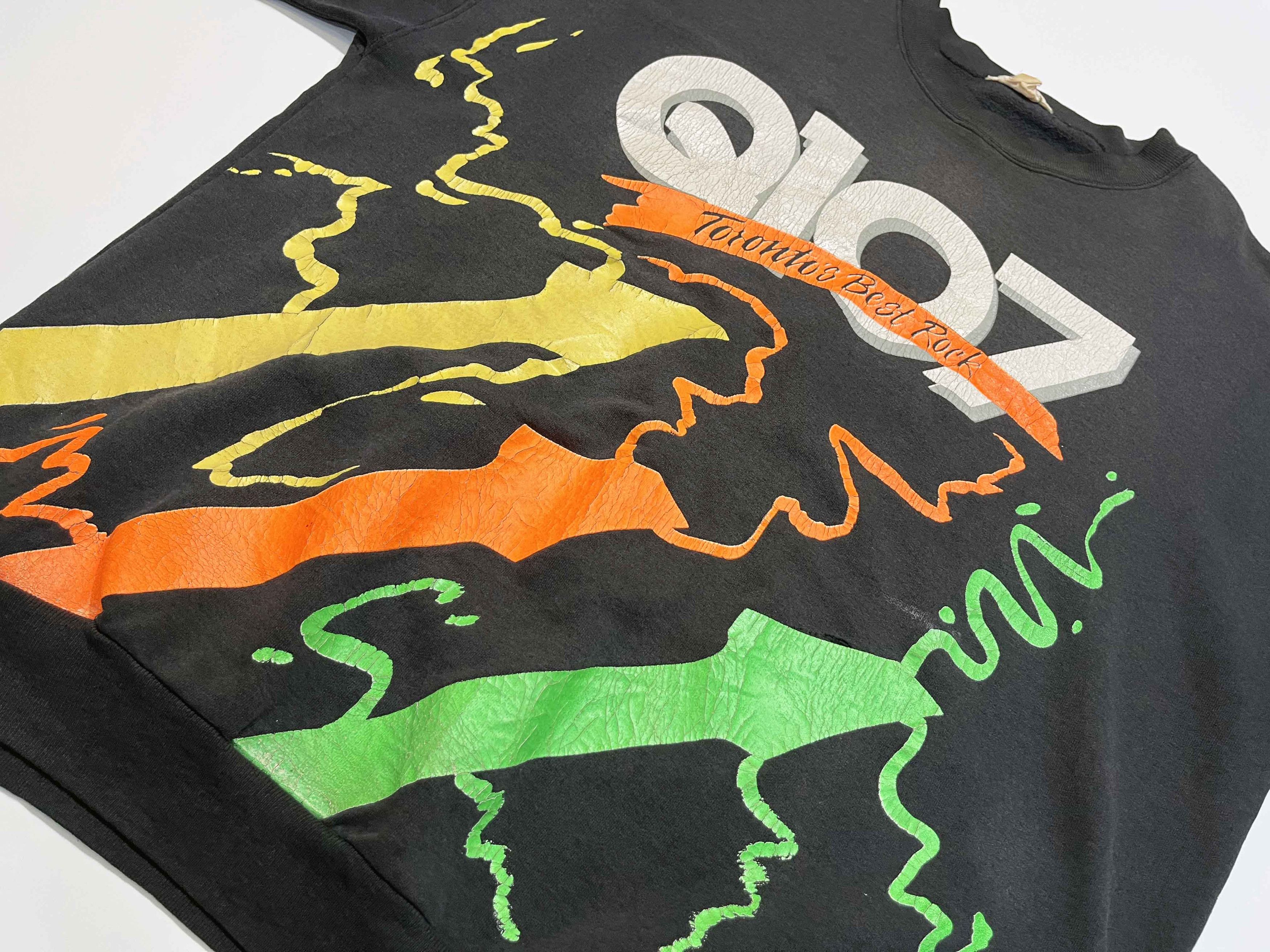Vintage Vintage Q107 Toronto's Best Rock Radio Crewneck Sweatshirt Size US L / EU 52-54 / 3 - 6 Thumbnail