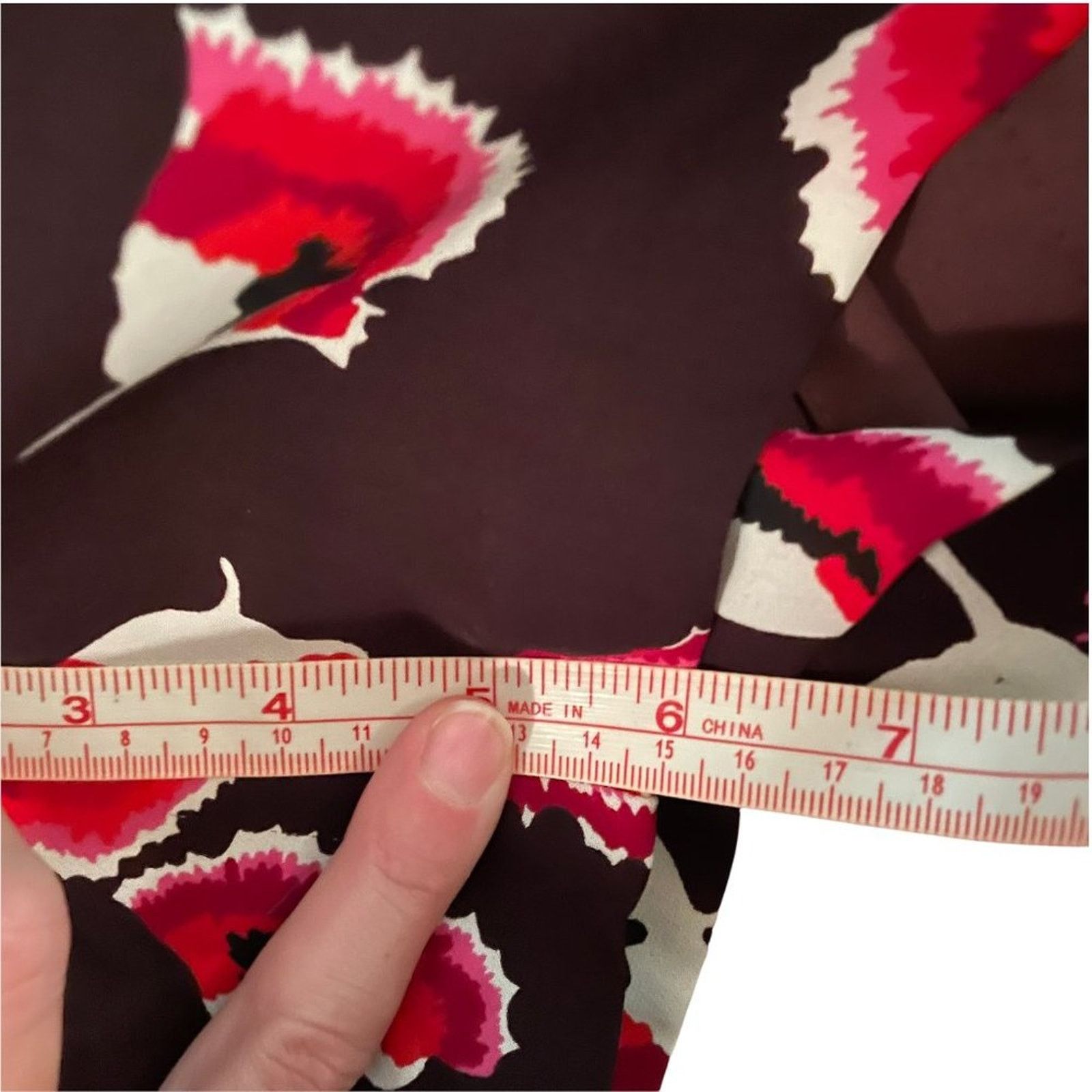 MILLY Milly Silk Floral Tie-Sleeve Romper Size 27" / US 4 / IT 40 - 9 Thumbnail