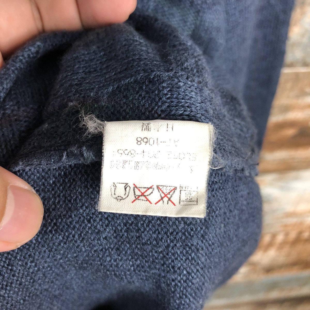 Vintage Tua Tara Dark Blue Stripe Knitwear sweatshirt #A1517 Size US L / EU 52-54 / 3 - 11 Thumbnail