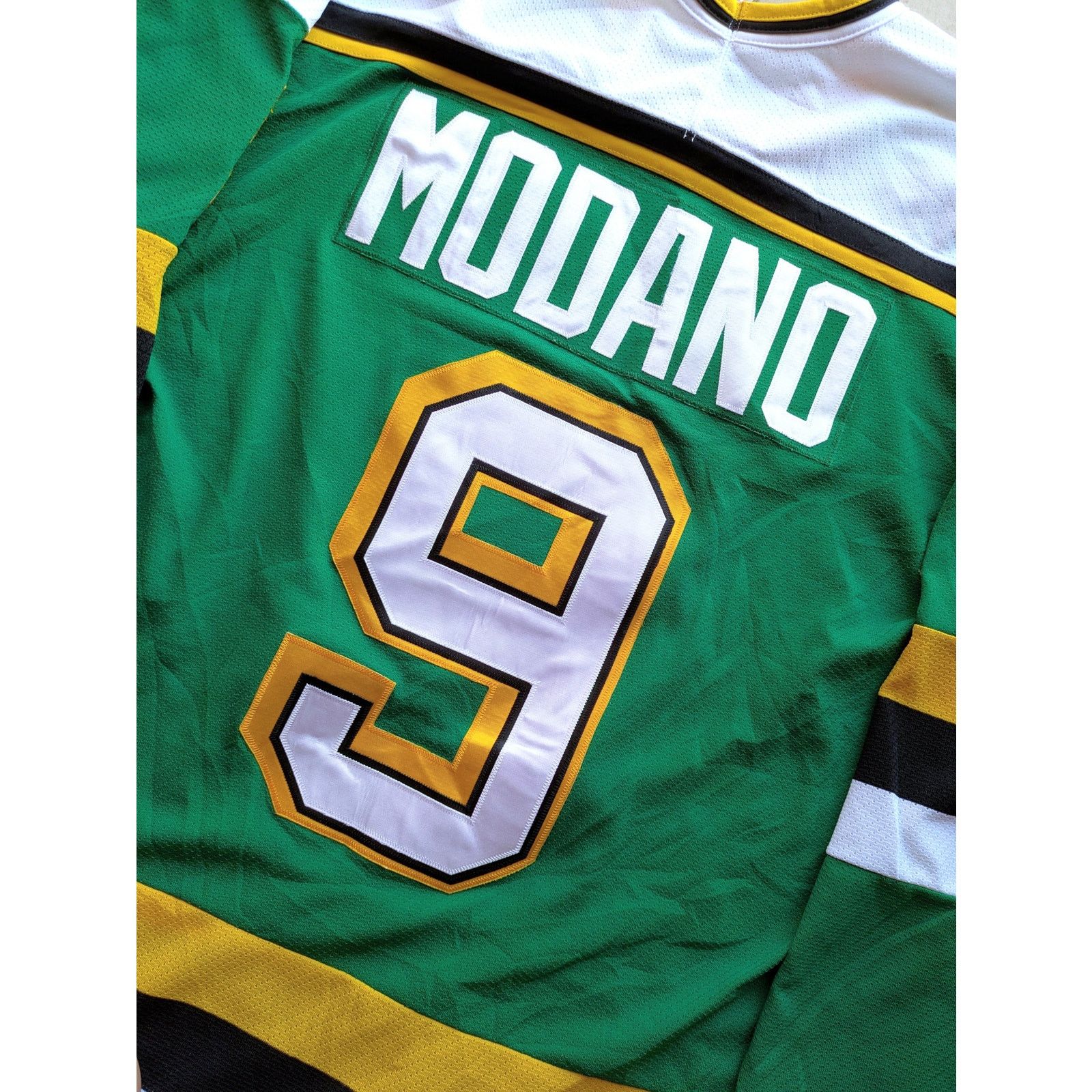 Ccm × NHL MODANO #9 Minnesota North Stars CCM Vintage XL green hockey Size US XL / EU 56 / 4 - 3 Thumbnail
