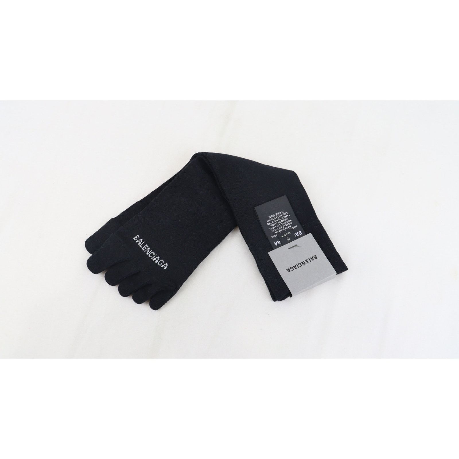Balenciaga o1rshd1 Q:2 / Size: Medium / Fingers Socks in Black Size ONE SIZE - 1 Thumbnail