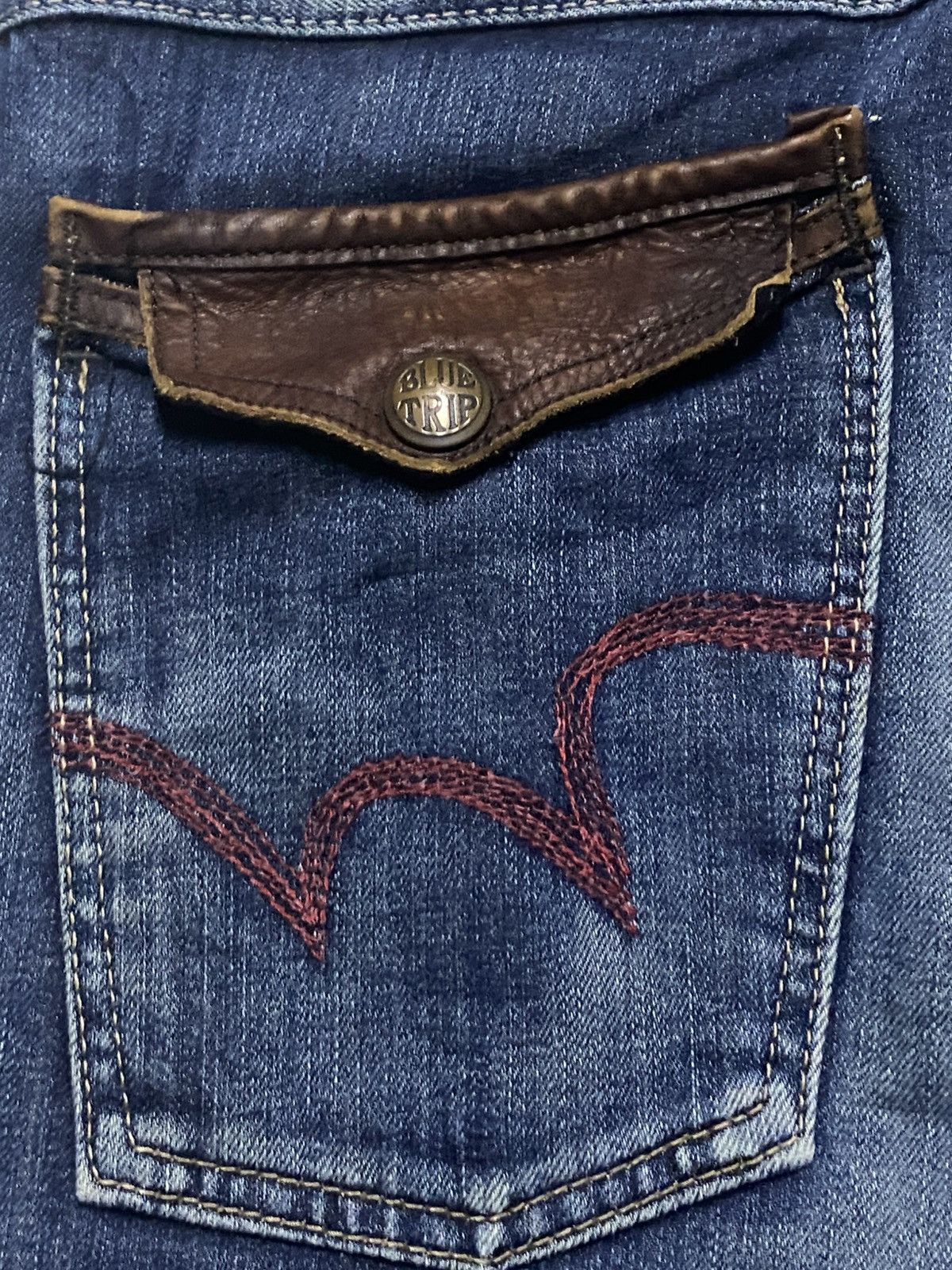 Edwin Vintage Edwin Blue Trip Hybrid Distressed Loose Jeans Size US 31 - 11 Thumbnail