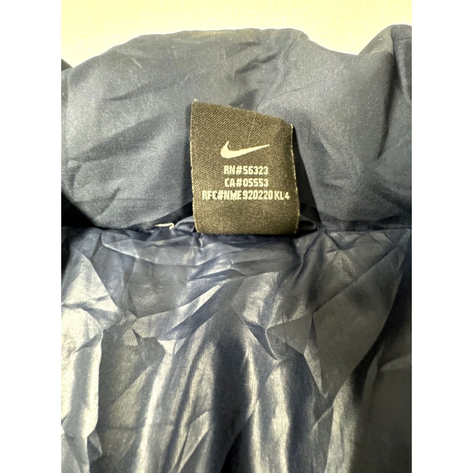 Nike Nike Jacket Mens L Blue Mid weight Puffer Full Zip Size Size US L / EU 52-54 / 3 - 4 Thumbnail