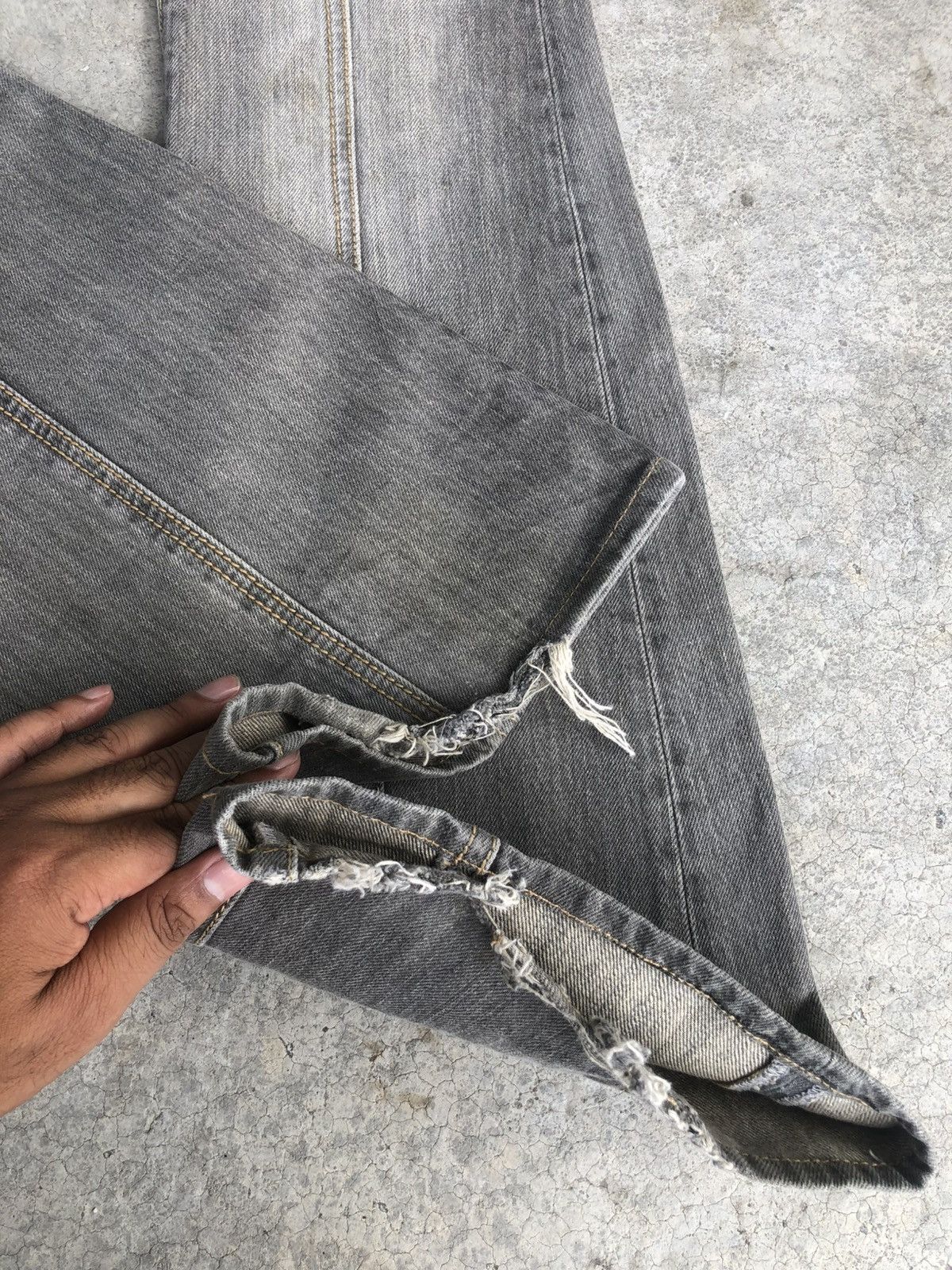 If Six Was Nine Japanese Morgan Homme Flared Jeans Distressed Denim Size US 31 - 13 Thumbnail