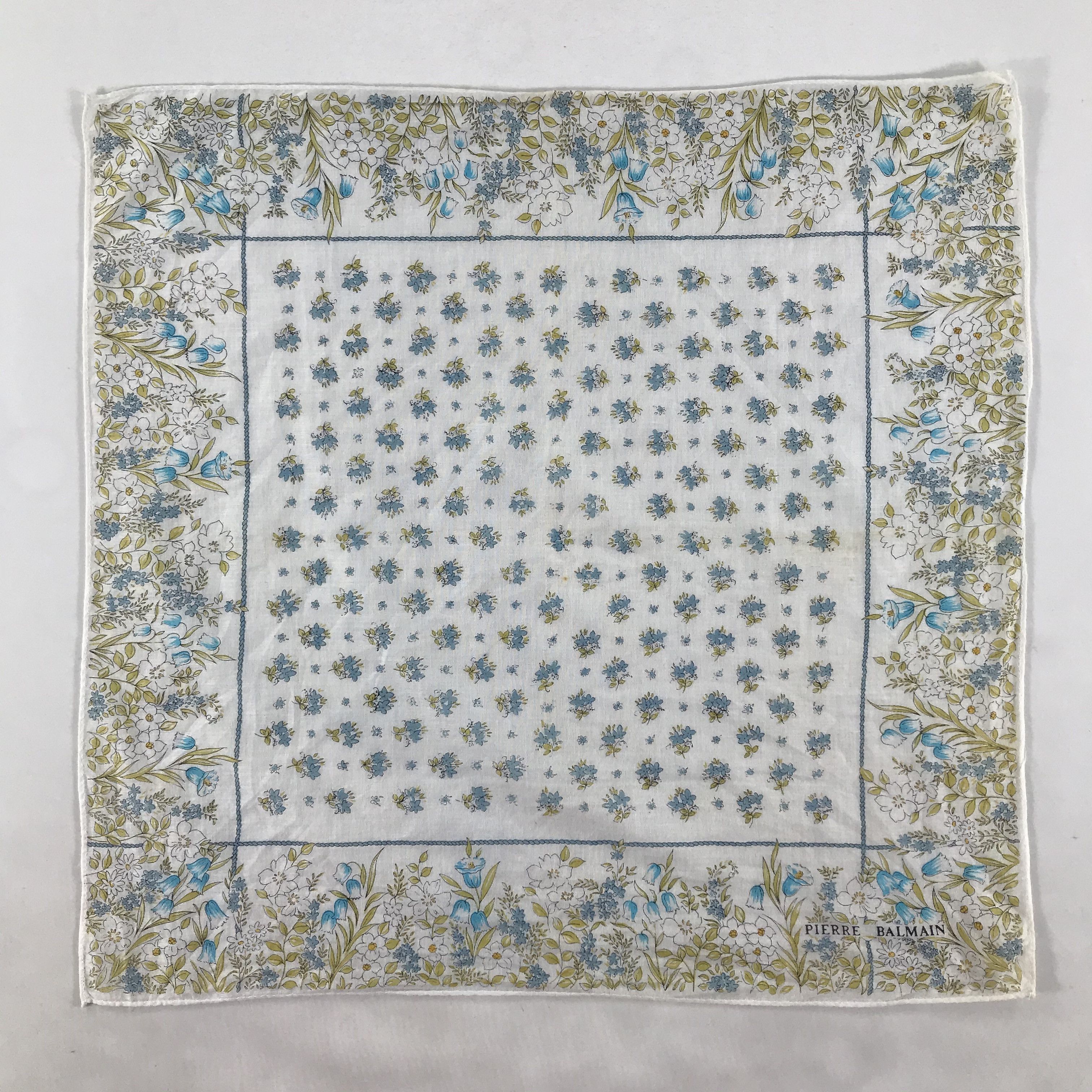 Pierre Balmain × Vintage Pierre Balmain Bandana / Handkerchief / Neckerchief - S1895 Size ONE SIZE - 1 Thumbnail