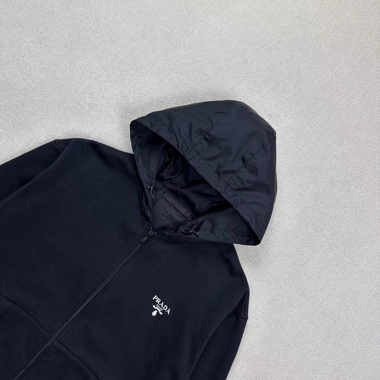Prada Prada logo print nylon paneled hooded jacket L Size L / US 10 / IT 46 - 3 Thumbnail