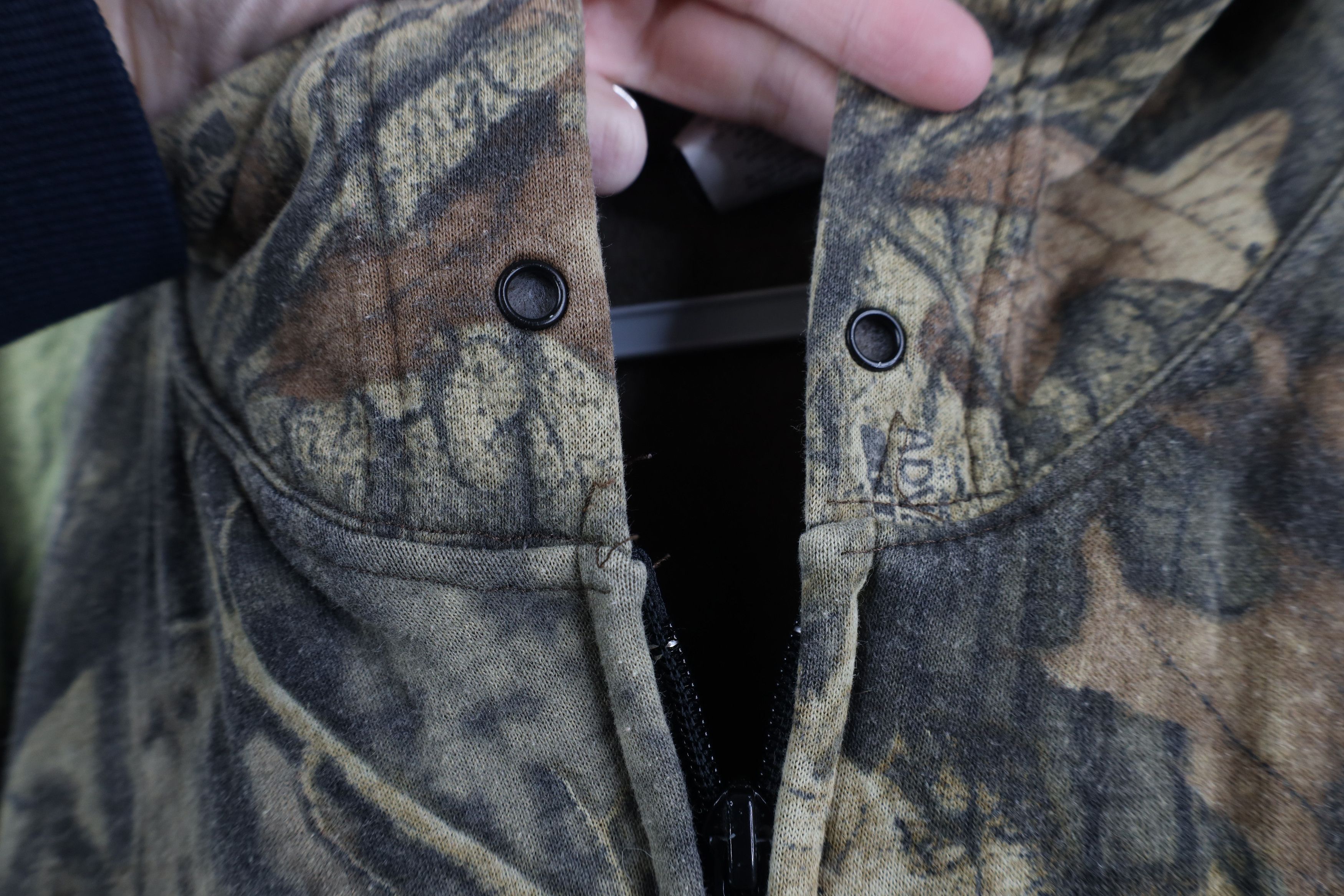 Vintage Vintage 90s Streetwear Fleece Lined Camouflage Hoodie USA Size US XL / EU 56 / 4 - 5 Thumbnail