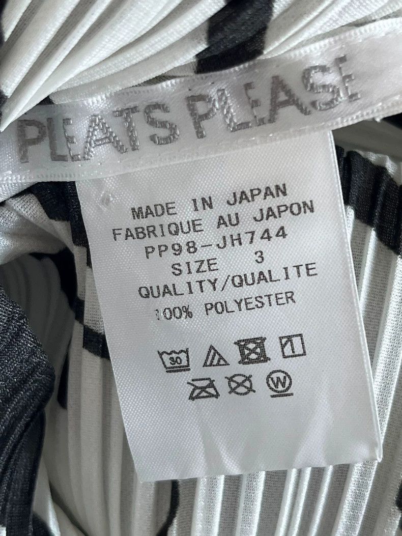 Issey Miyake Issey Miyake size:3 Black and white pleated dress Size M / US 6-8 / IT 42-44 - 3 Thumbnail