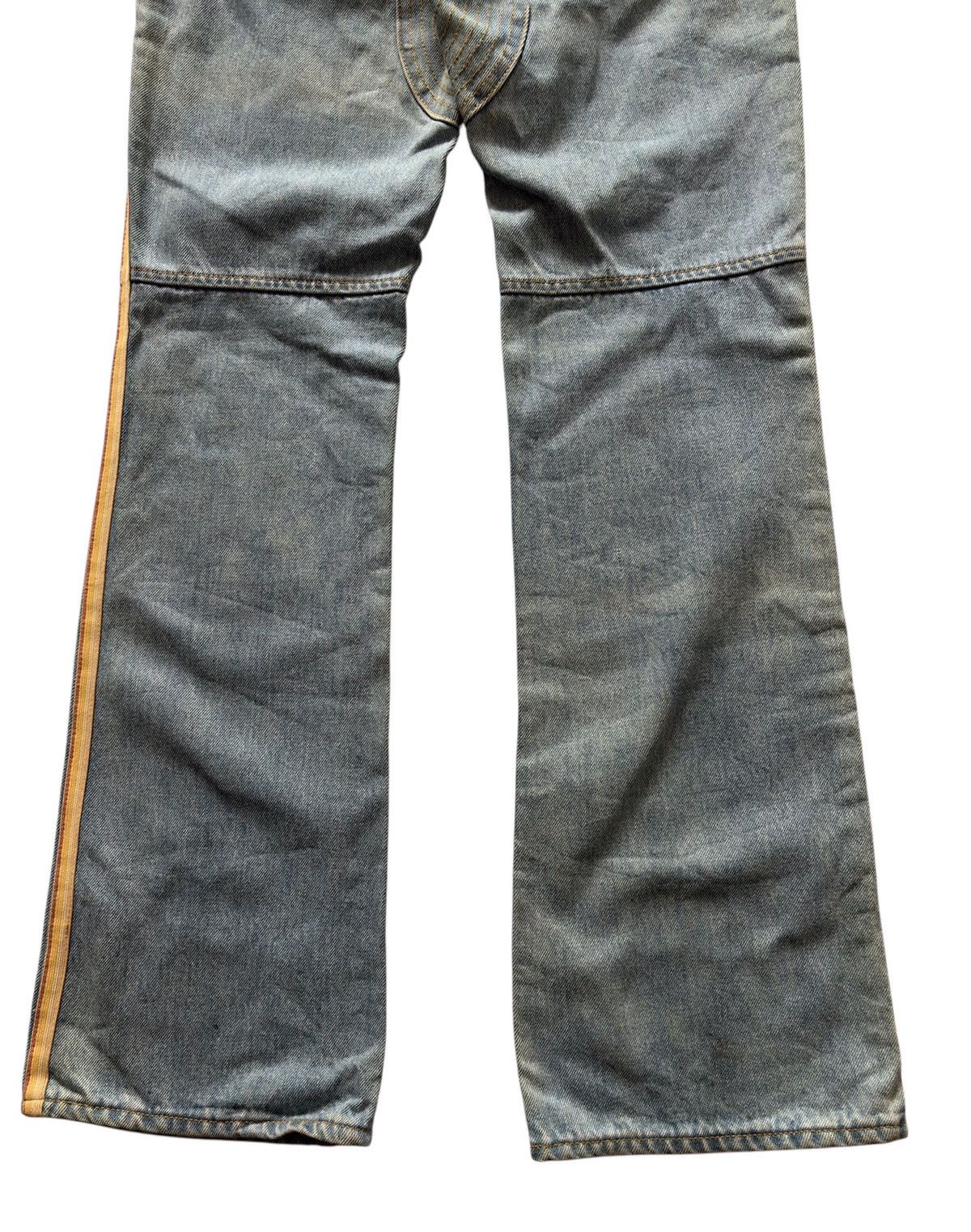 Japanese Brand BLUTENBLATT FLARE DISTRESSED JEANS Size US 30 / EU 46 - 6 Thumbnail