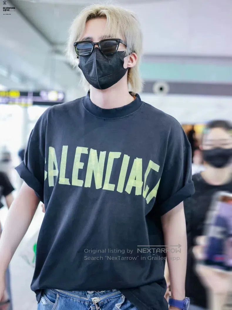 Balenciaga Balenciaga Graffiti Letter Logo Tape Short Sleeve Size US L / EU 52-54 / 3 - 2 Thumbnail