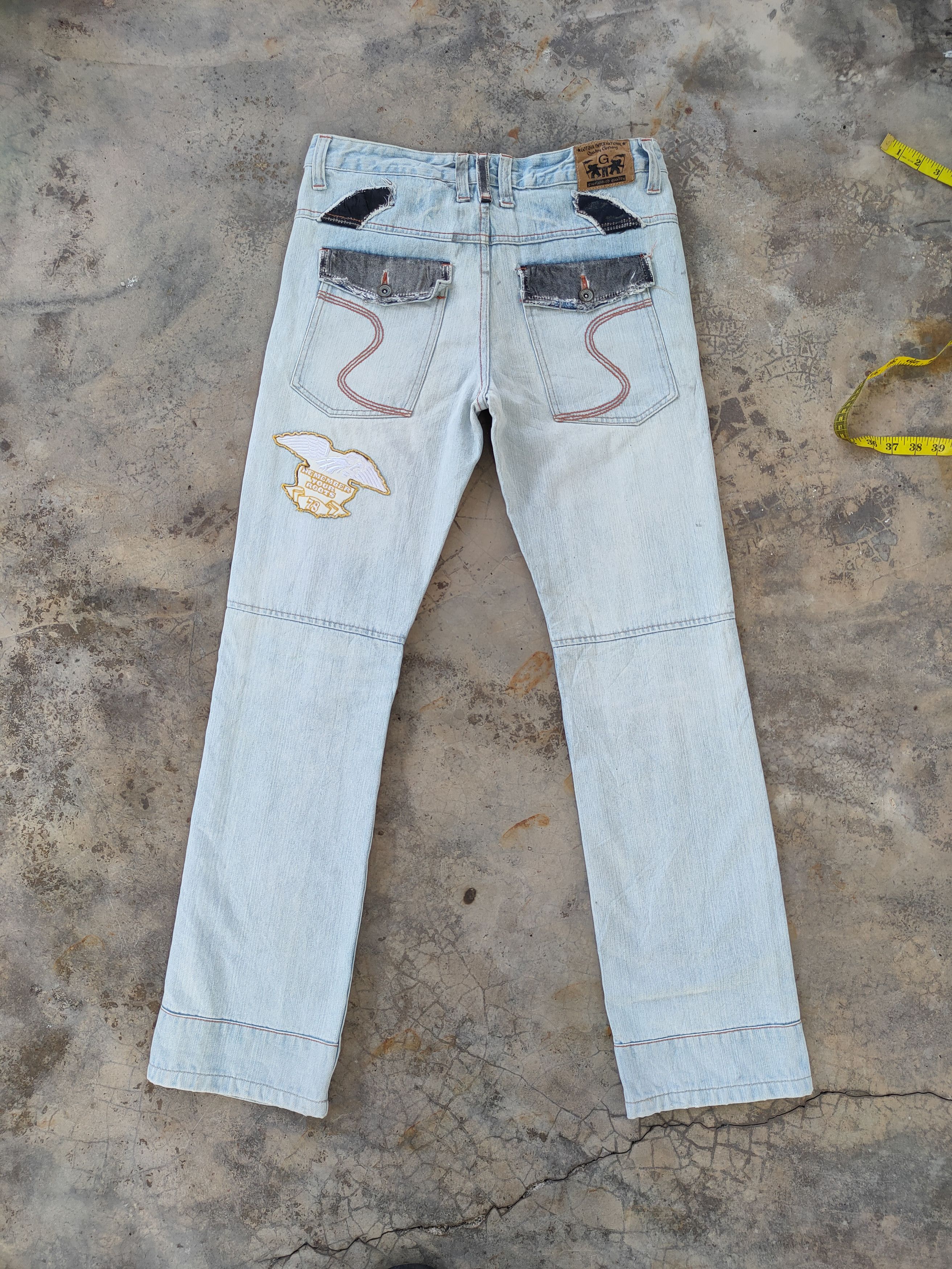 Vintage Gotcha patch light blue jeans pants