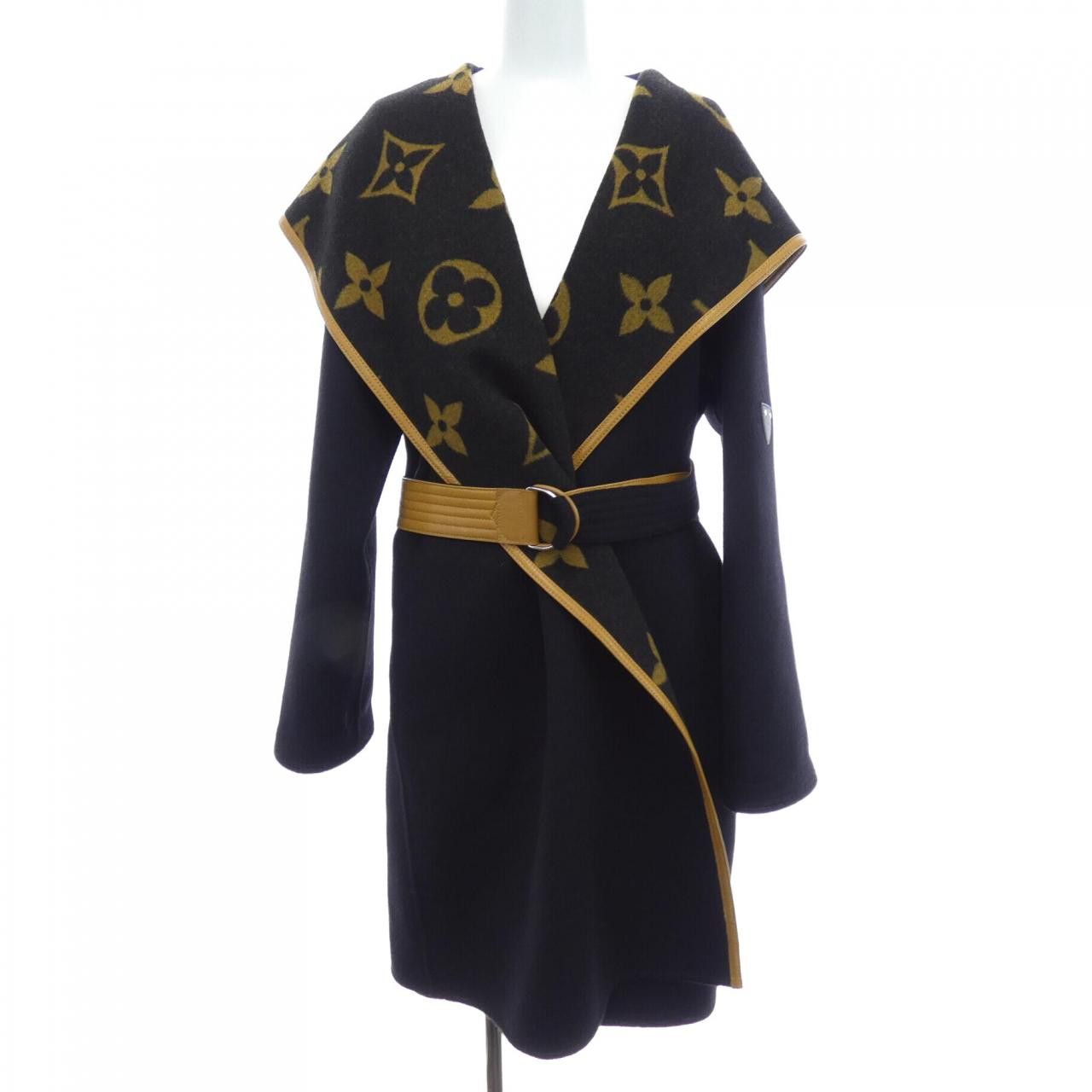 Louis Vuitton Louis Vuitton Louis Vuitton Wrap Coat Wool Coat Textile Outerwear FHCO43NUV DUTY FREE for USA Size ONE SIZE - 1 Thumbnail