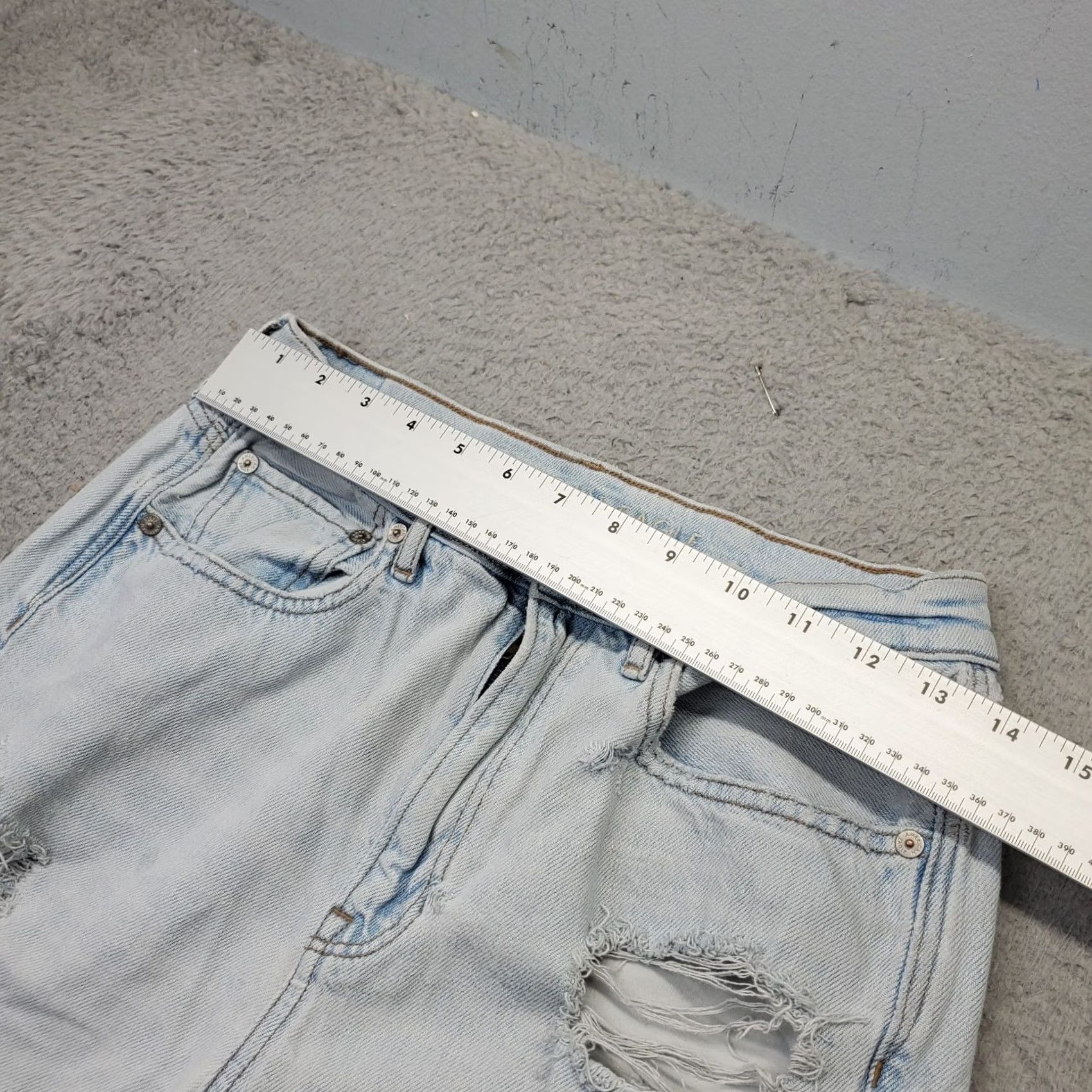 American Eagle Outfitters American Eagle Outfitters Boyfriend Jeans Women Size 8 Blue Distressed Frayed Hem Denim Distressed, Button Closure Size 30" / US 8 / IT 44 - 3 Thumbnail