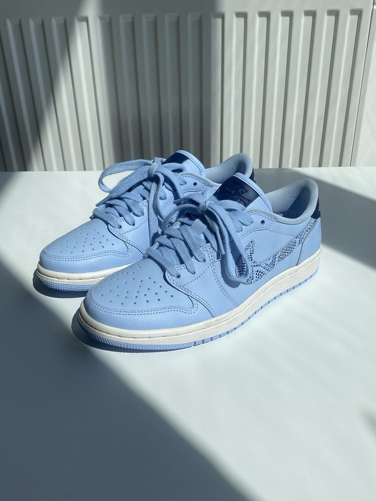 Nike 2018 Nike Jordan 1 Low Retro Royal Tint US6 Women’s Size US 7.5 / IT 37.5 - 4 Thumbnail