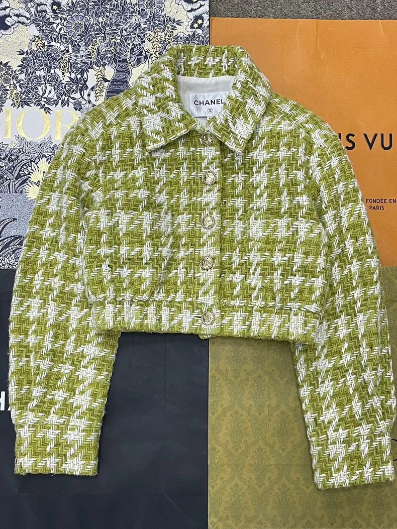 Chanel Chanel Green White Houndstooth Jacket - dmc Size US M / EU 48-50 / 2 - 1 Thumbnail