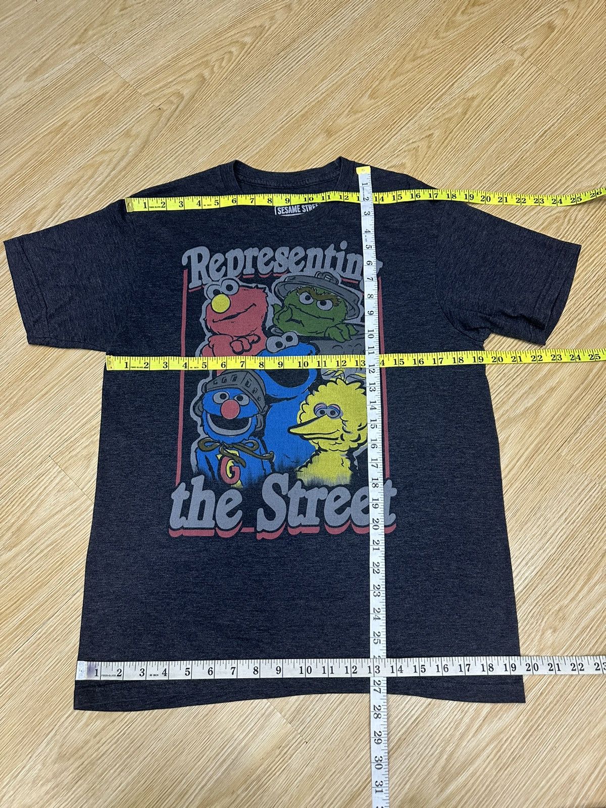 Cartoon Network Y2k Sesame Street Mad Engine Tshirt A547 Size US M / EU 48-50 / 2 - 4 Thumbnail