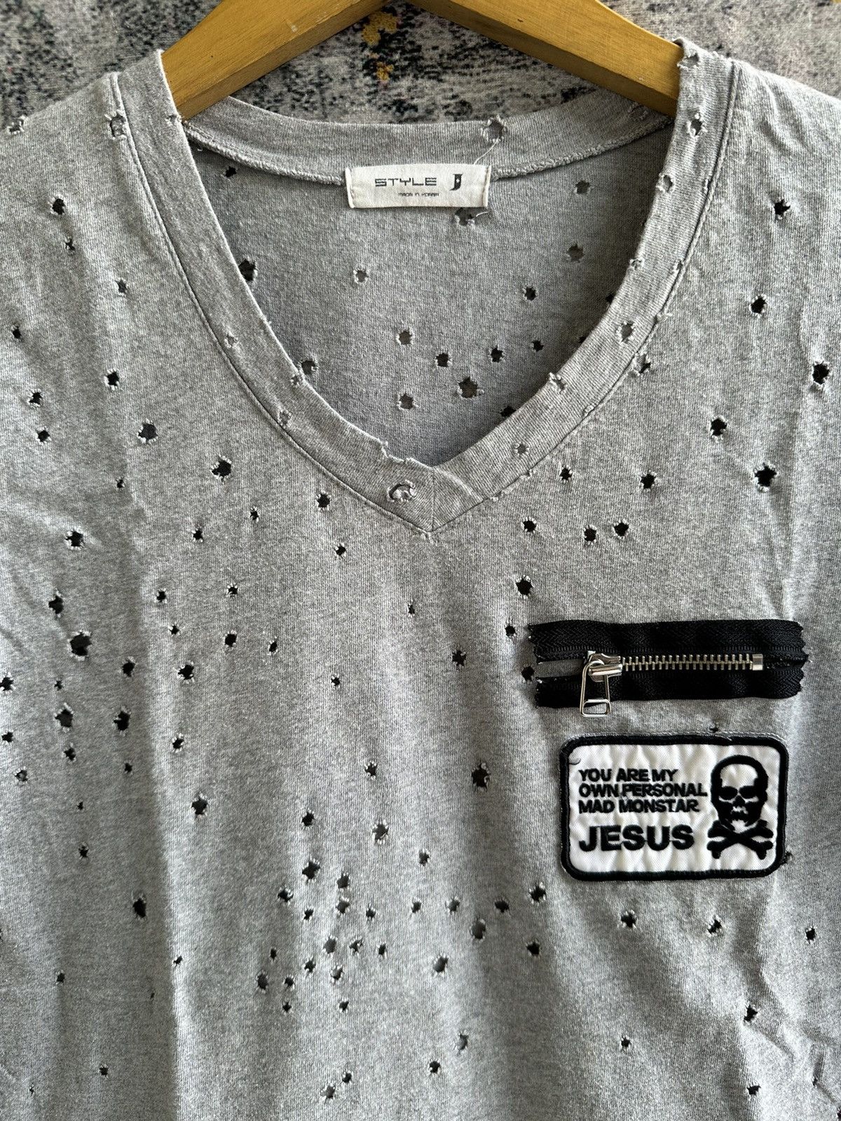 Japanese Brand CRAZY DISTRESSED JESUS SHORT SLEEVE STYLE Size US M / EU 48-50 / 2 - 2 Thumbnail