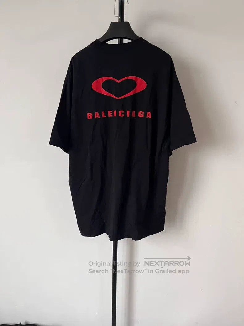 Balenciaga Balenciaga Round Neck Short Sleeve Embroidered T-Shirt Size US M / EU 48-50 / 2 - 2 Thumbnail