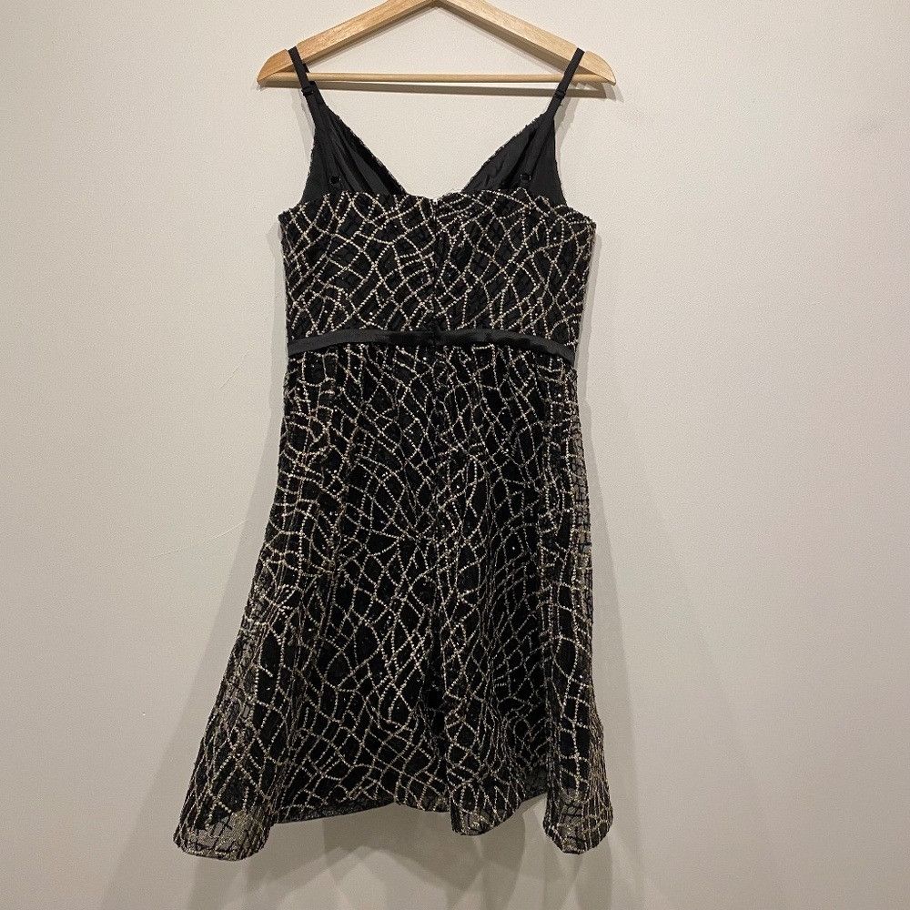 Calvin Klein Calvin Klein Mesh Spider Web V-Neck Whimsygoth Party Dress Size M / US 6-8 / IT 42-44 - 4 Thumbnail