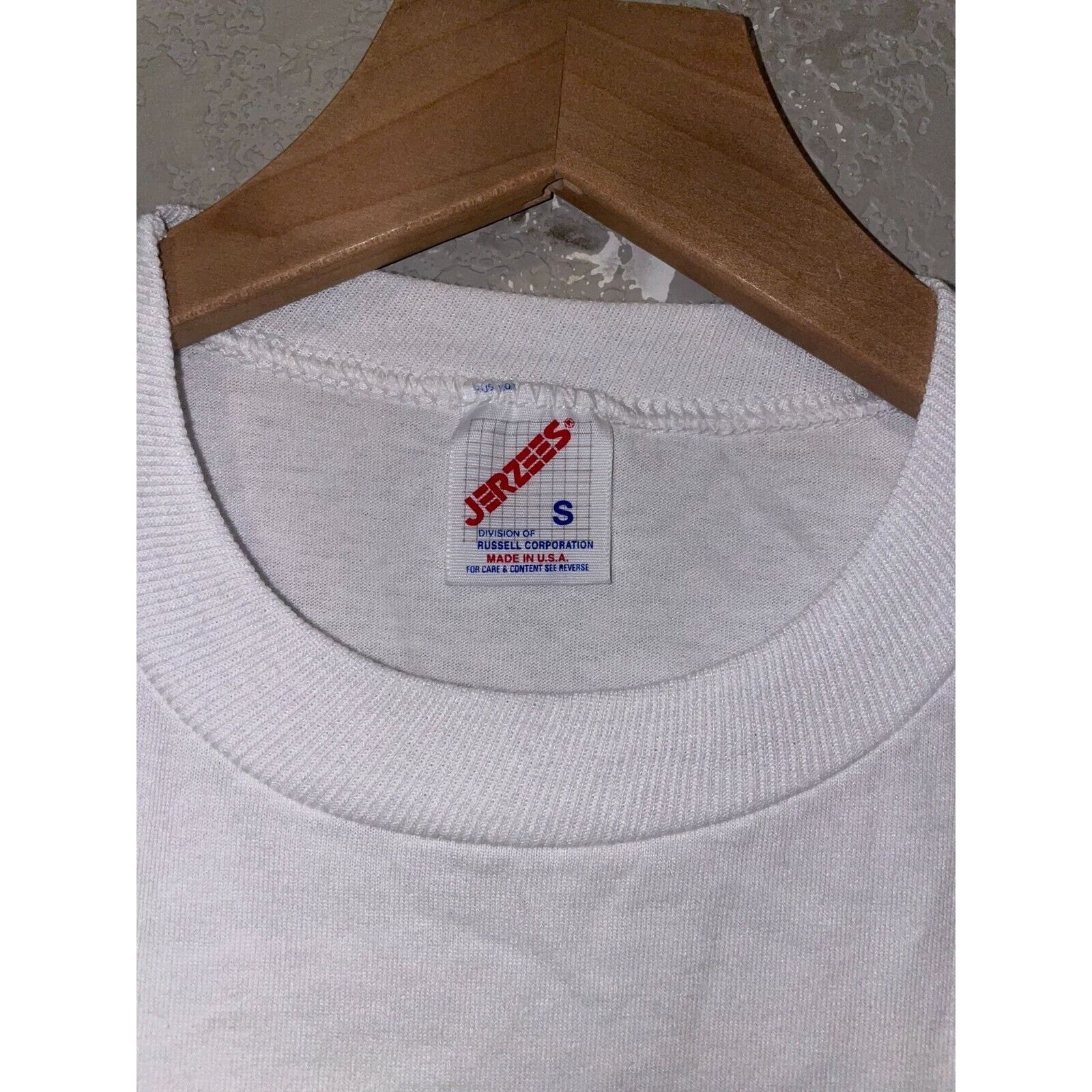 Jerzees Vintage Montana Shirt Big Sky Country Preseve Nature Tee 90s Size US S / EU 44-46 / 1 - 9 Thumbnail