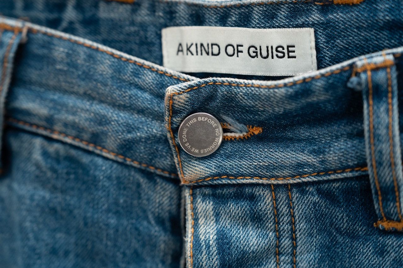 A Kind Of Guise A Kind of Guise Terek Jeans in Used Denim Size US 29 - 10 Thumbnail