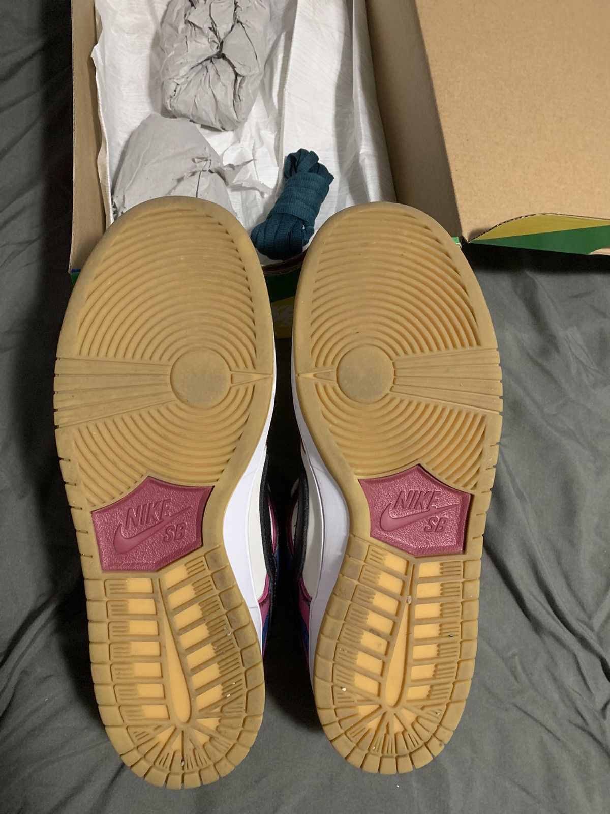 Nike × Parra Parra Nike SB Dunk Low Abstract Art (Size 10) Size US 10 / EU 43 - 7 Thumbnail