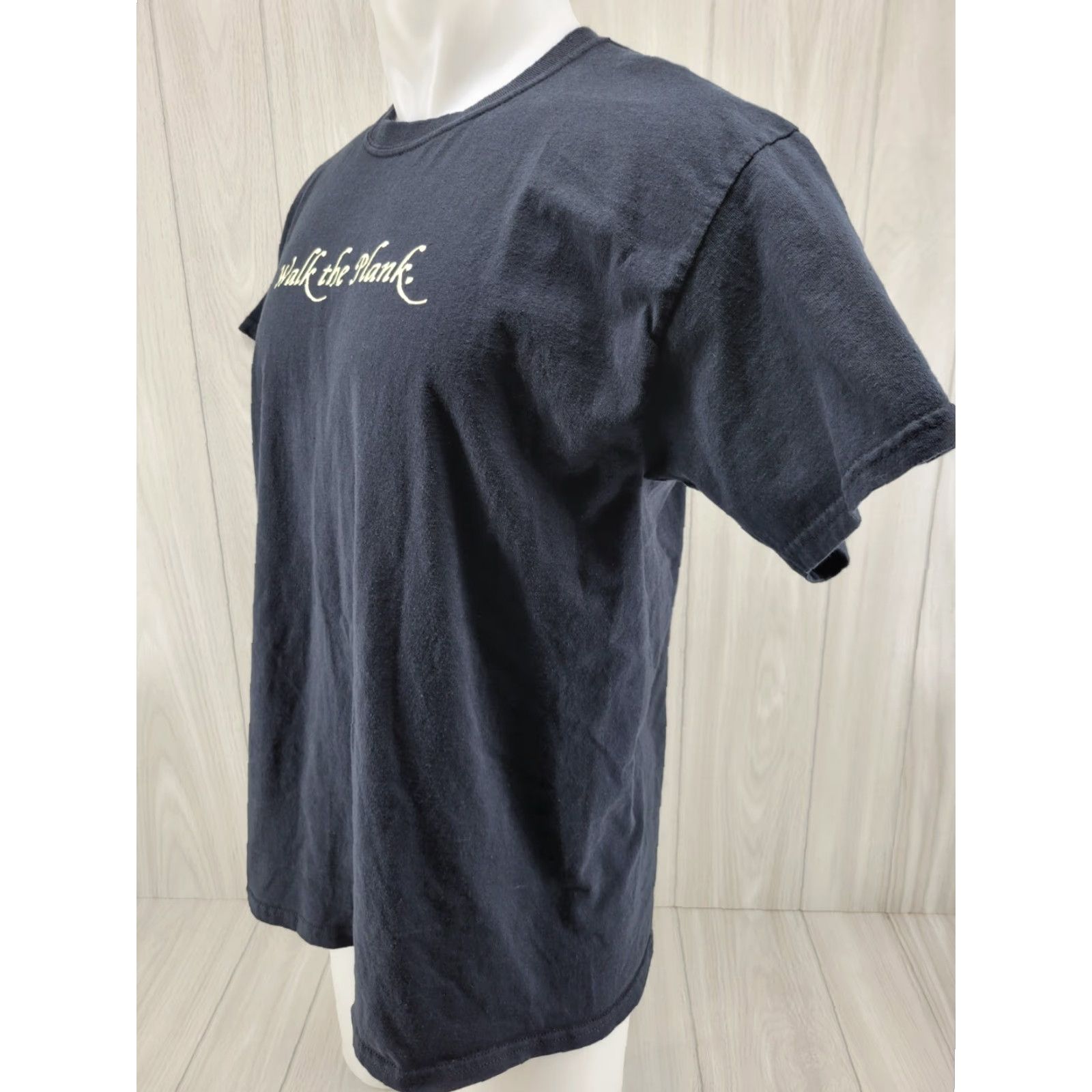 Gildan Gildan T Shirt Adult Large Pirate Walk The Plank Panama City Pirate’s Island Black Men Shirt Size US L / EU 52-54 / 3 - 4 Thumbnail