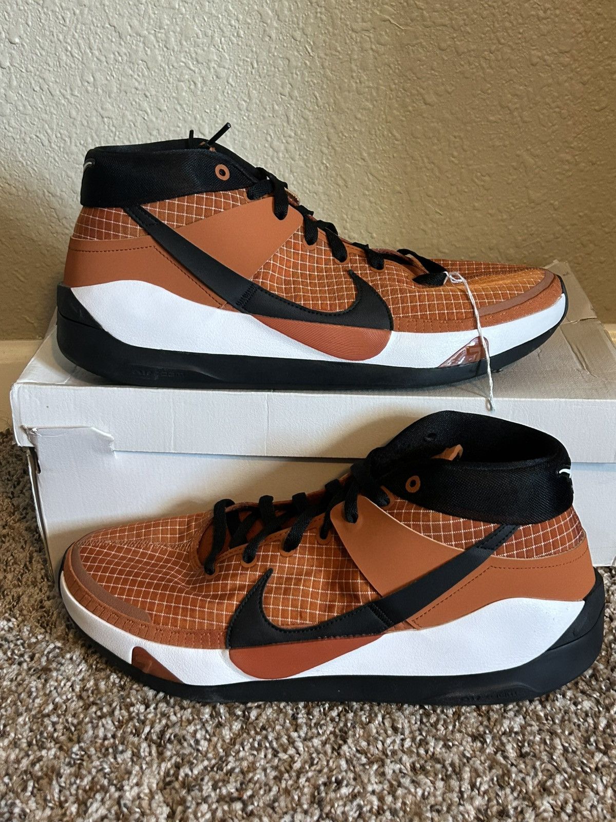 Nike Nike KD 13 Texas Size US 13 / EU 46 - 1 Thumbnail