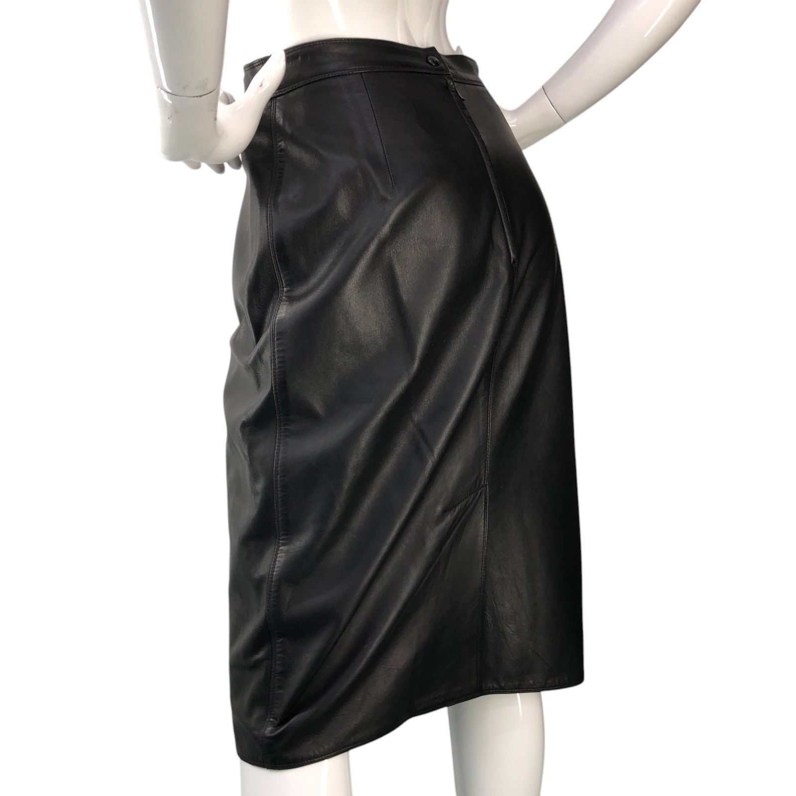 Fendi Fendissime Fendi Size 44 Skirt Leather Midi Pencil Vintage Size 28" / US 6 / IT 42 - 5 Thumbnail