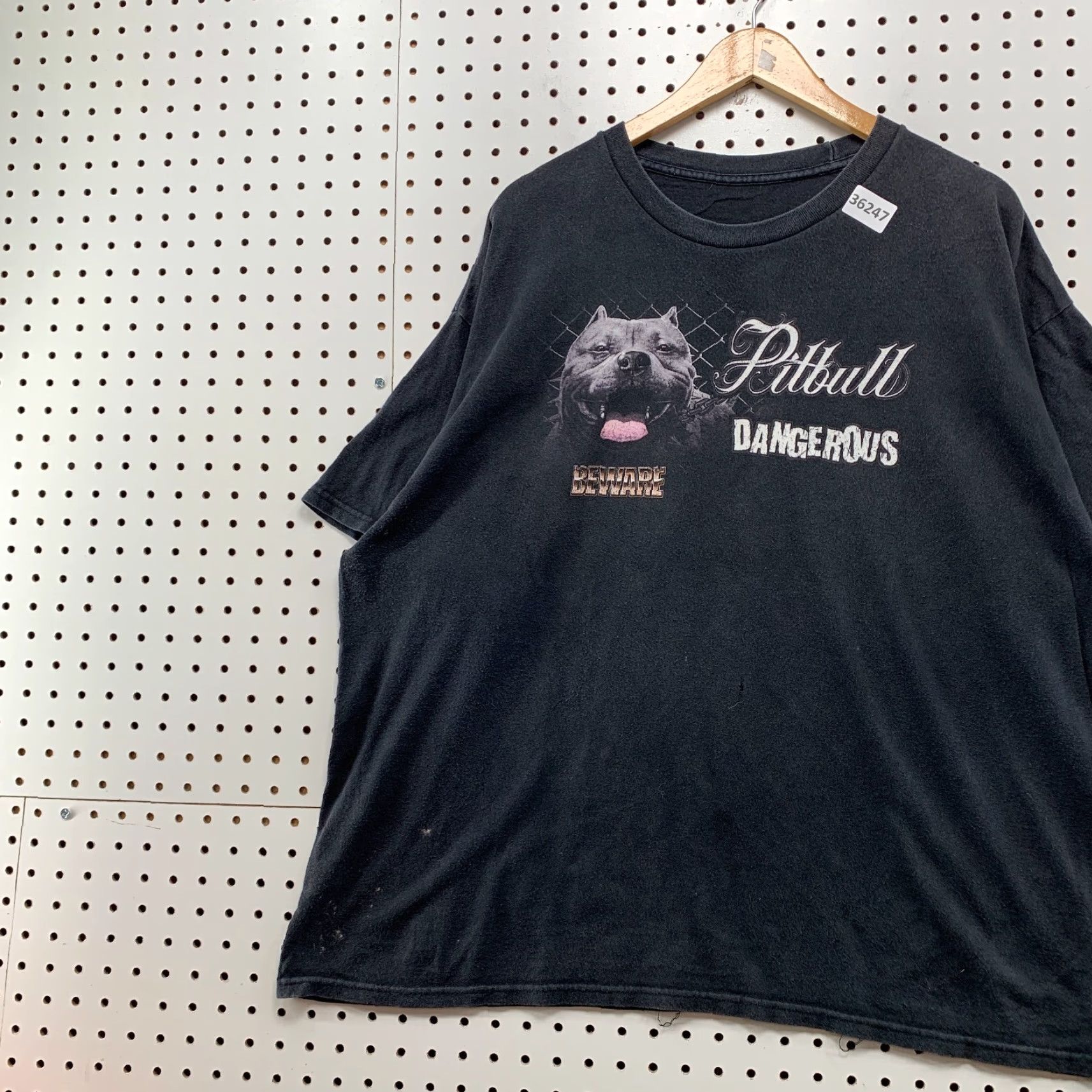 Vintage VINTAGE Beware Dangerous Pitbulls Shirt Mens 2XL Black Rap Tee Graphic 26x28 Shirt Mens 2XL Black Pitbulls War Dogs 90s Mens Size US XXL / EU 58 / 5 - 4 Thumbnail