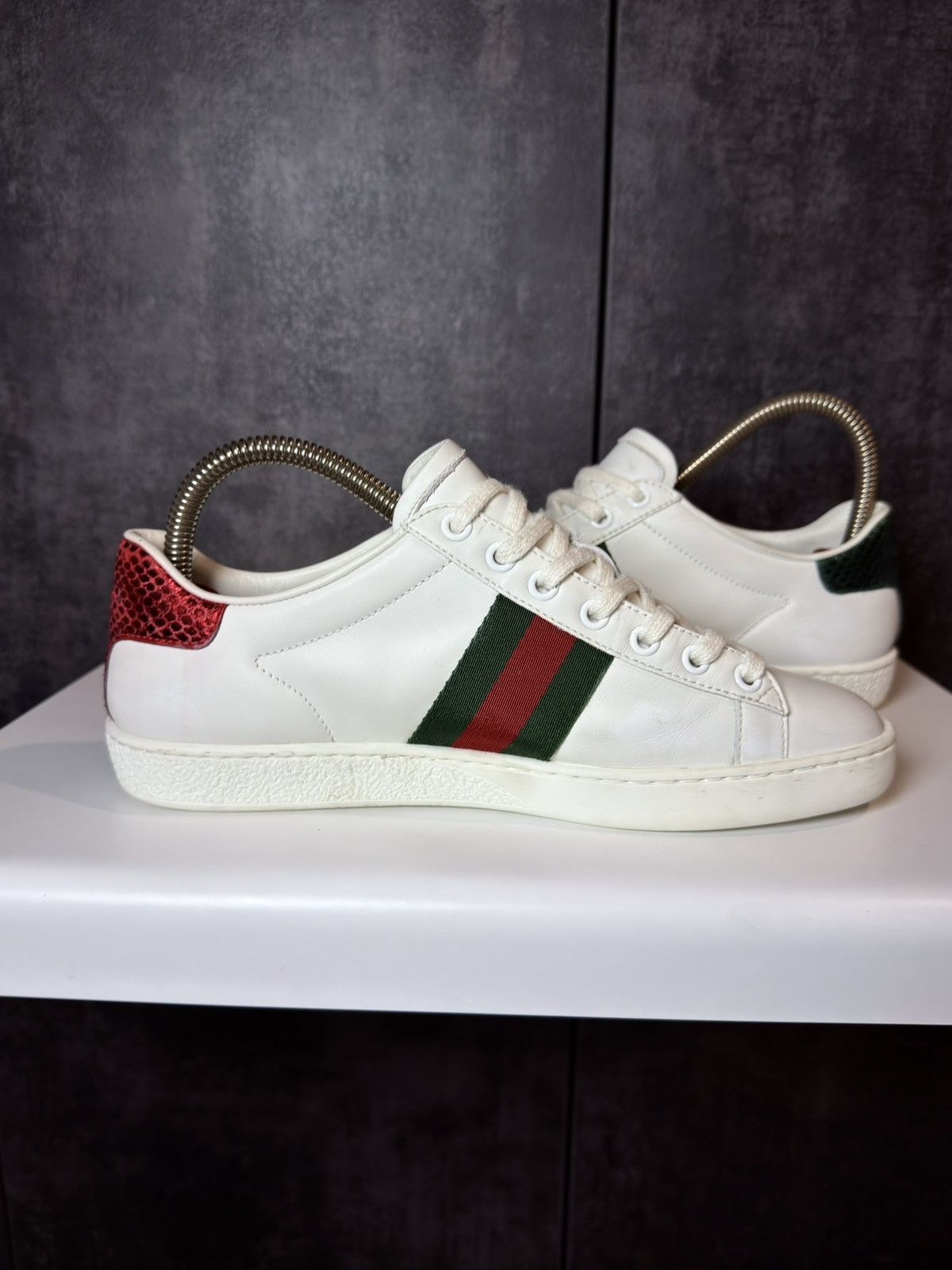 Gucci Gucci Ace Bee Low Top Sneakers Tom Ford Golden Goose Dior Size US 7 / IT 37 - 16 Thumbnail