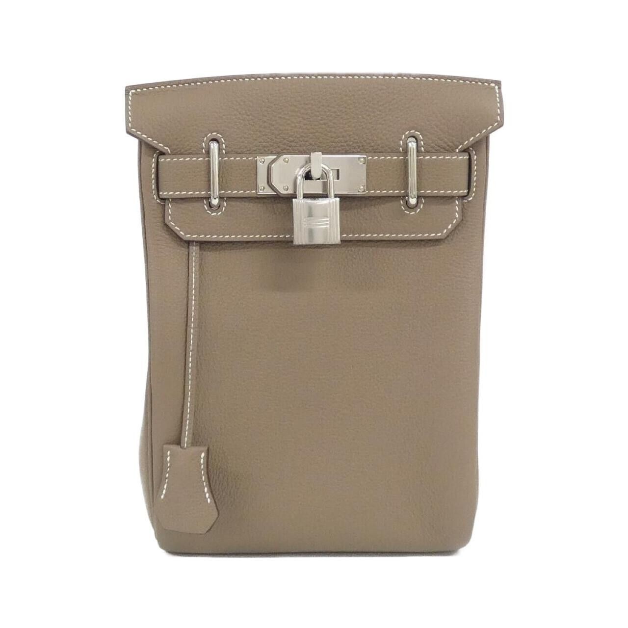 Hermes Hermes Hermes Akkad PM Togo shoulder bag Leather Crossbody Bag K DUTY FREE for USA Size ONE SIZE - 1 Thumbnail
