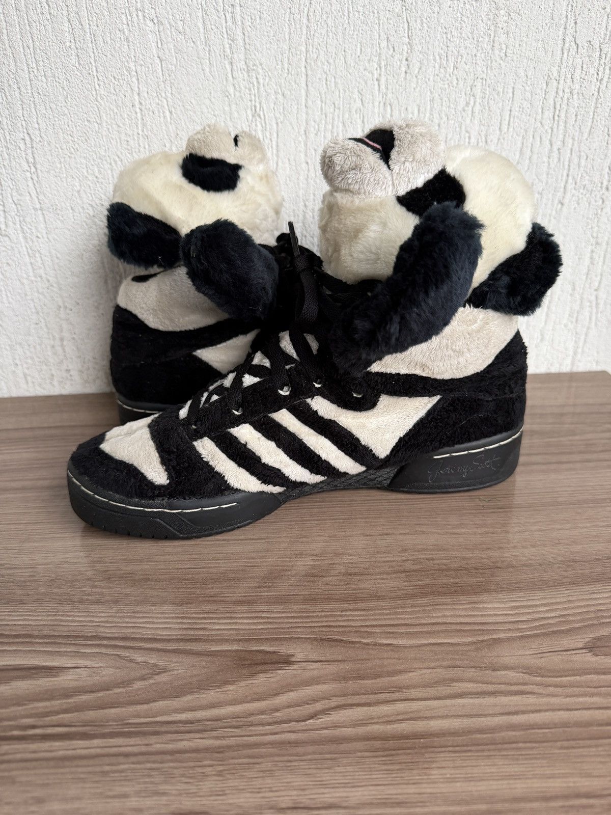 Jeremy Scott Js panda Bear sneaker Size US 9 / EU 42 - 16 Thumbnail