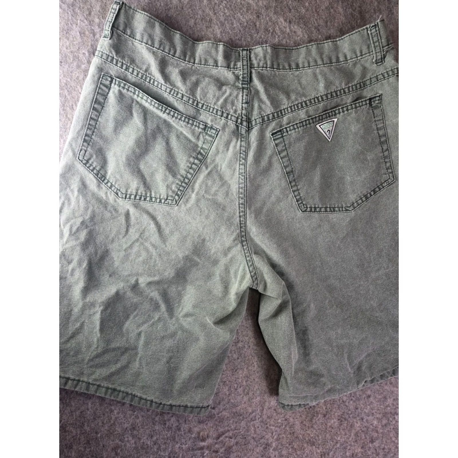 Guess VINTAGE GUESS Denim Shorts 2 Button Front Green 34 Unisex Adults 90s Chino Logo Patch Size US 34 / EU 50 - 3 Thumbnail