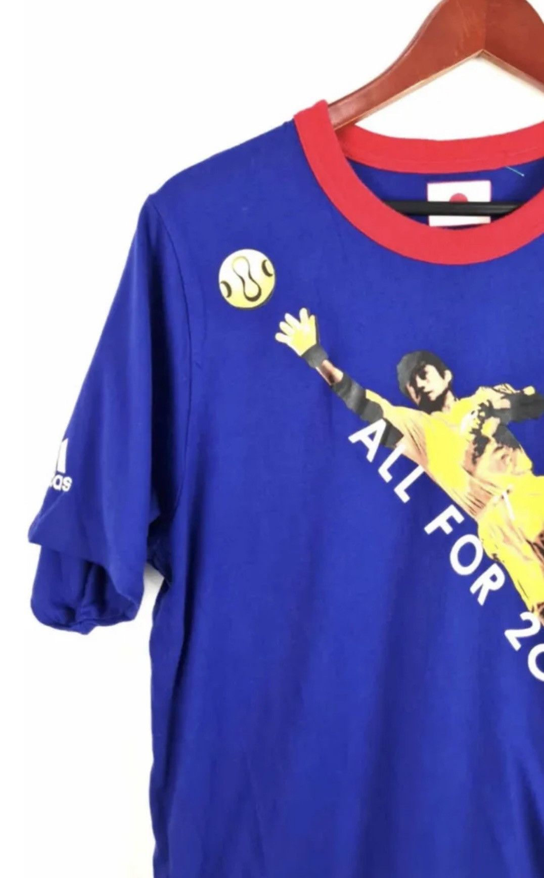 Adidas Vintage 2000s Japan soccer t shirt official doble sided L Size US L / EU 52-54 / 3 - 3 Thumbnail