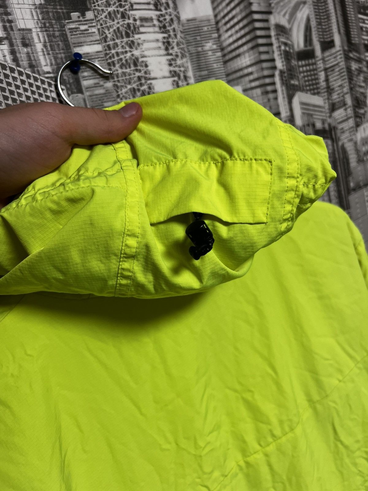 Nike Nike Nylon Running Windbreaker Shell Jacket Size L Size US L / EU 52-54 / 3 - 10 Thumbnail