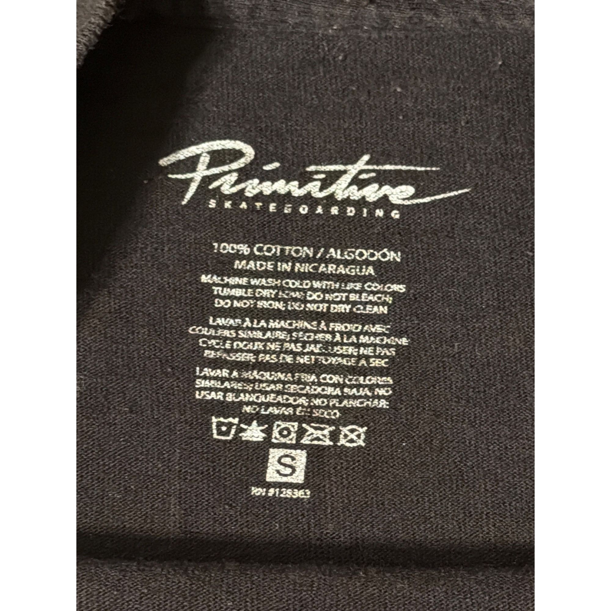 Primitive Vtg Y2K Primitive Skateboarding Black T Shirt Dice Back Grap Size US S / EU 44-46 / 1 - 4 Thumbnail