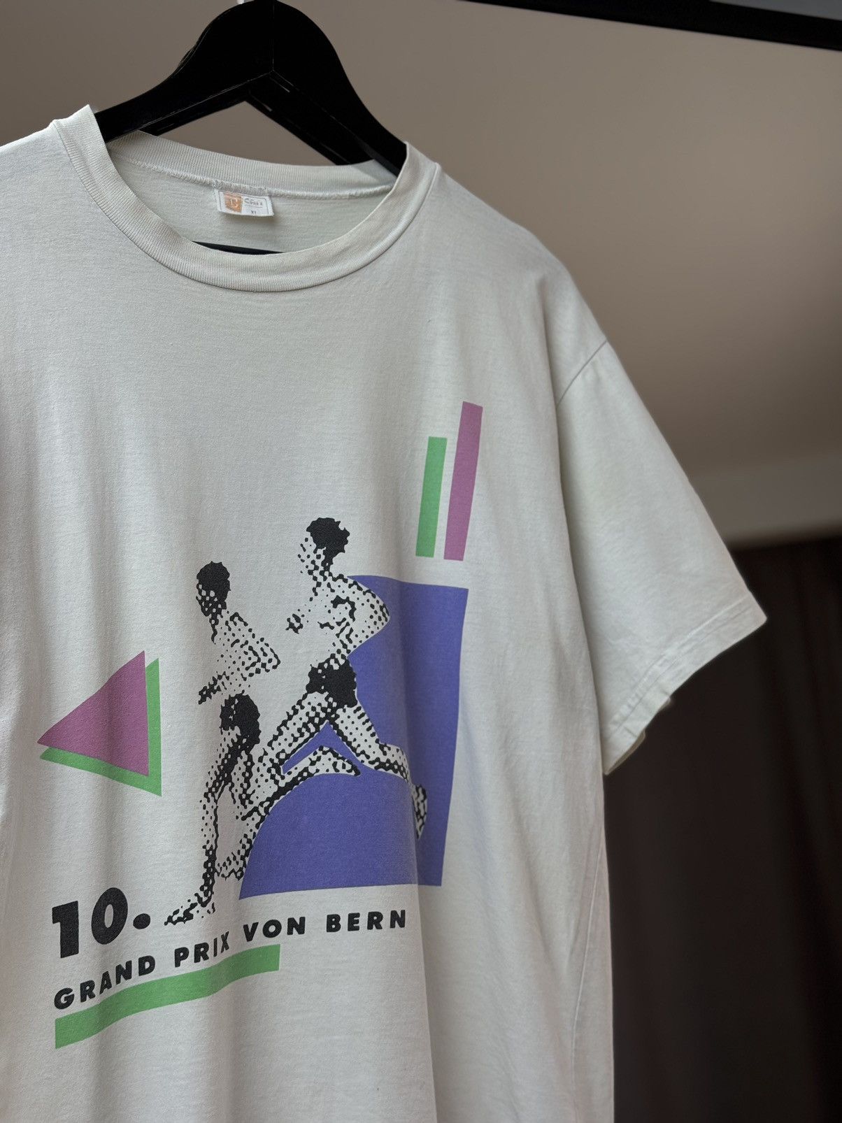 Asics Vintage Asics Grand Prix Von Bern 1997 T-shirt Size US XL / EU 56 / 4 - 2 Thumbnail