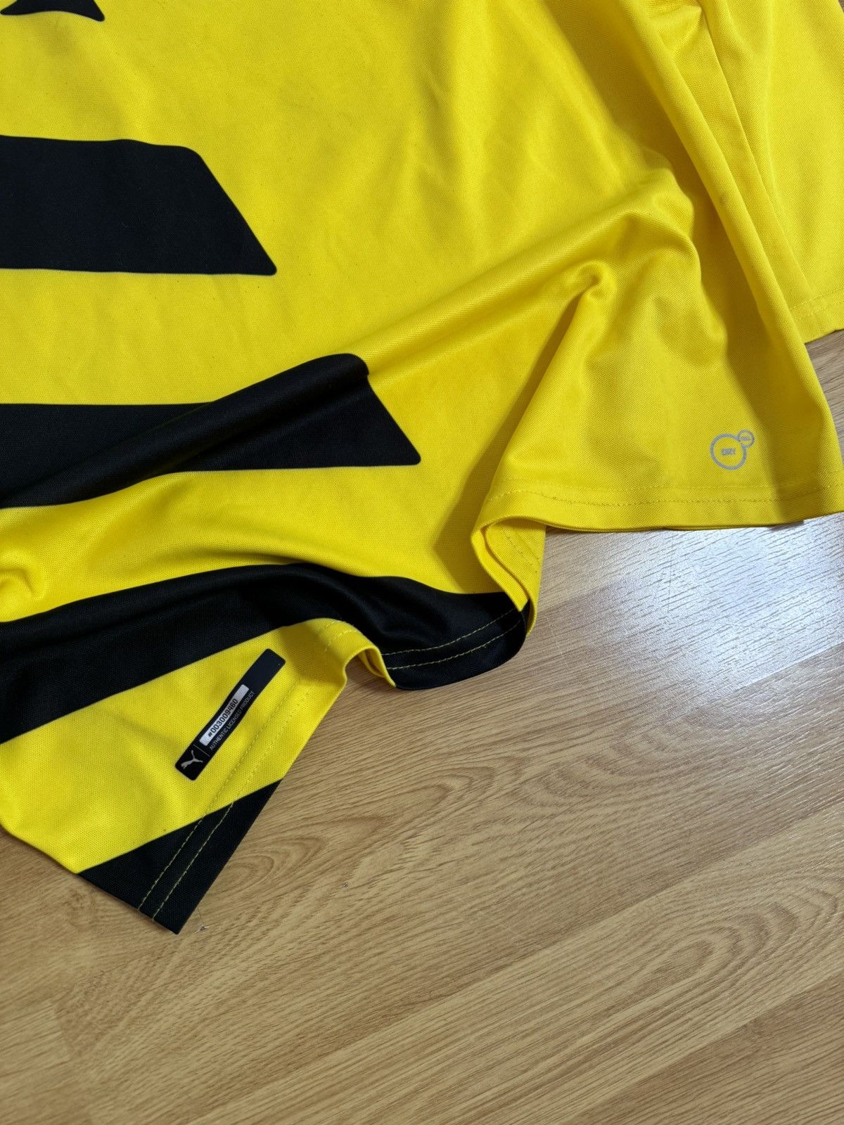 Nike × Vintage Puma Borussia Dortmund Kampl 2014-2015 LongSleeve Jersey Size US M / EU 48-50 / 2 - 8 Thumbnail