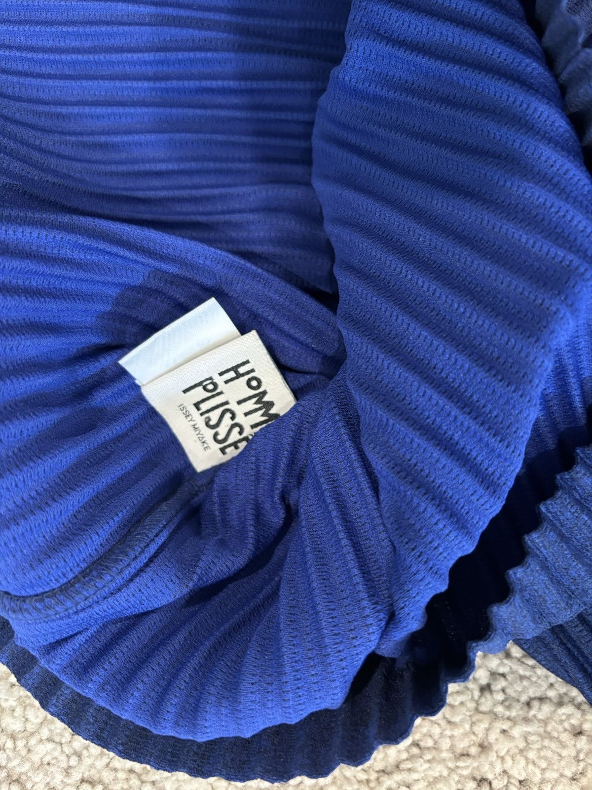 Issey Miyake Issey Miyake Men’s Pleated Blue Polo Size US M / EU 48-50 / 2 - 3 Thumbnail