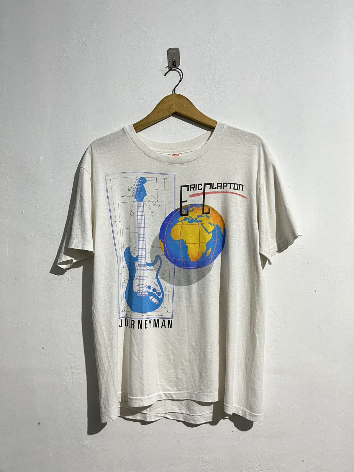 Vintage Rare eric clapton journey man album tour 1990 tshirt Size US XL / EU 56 / 4 - 1 Thumbnail