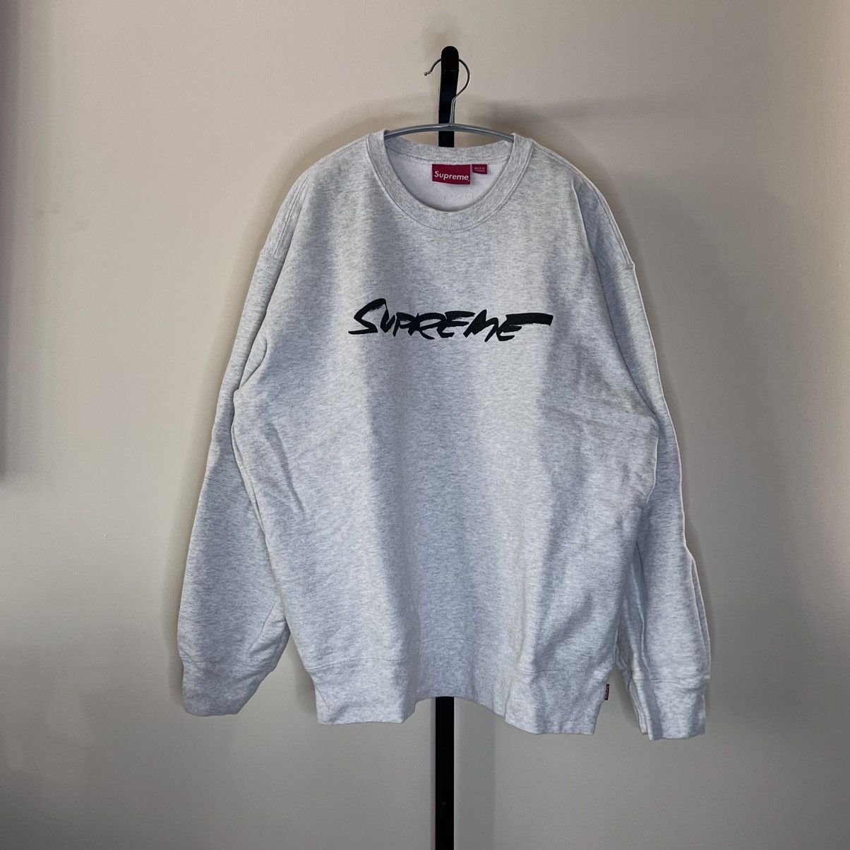 Supreme SUPREME FUTURE LOGO CREWNECK GREY Size US L / EU 52-54 / 3 - 1 Thumbnail